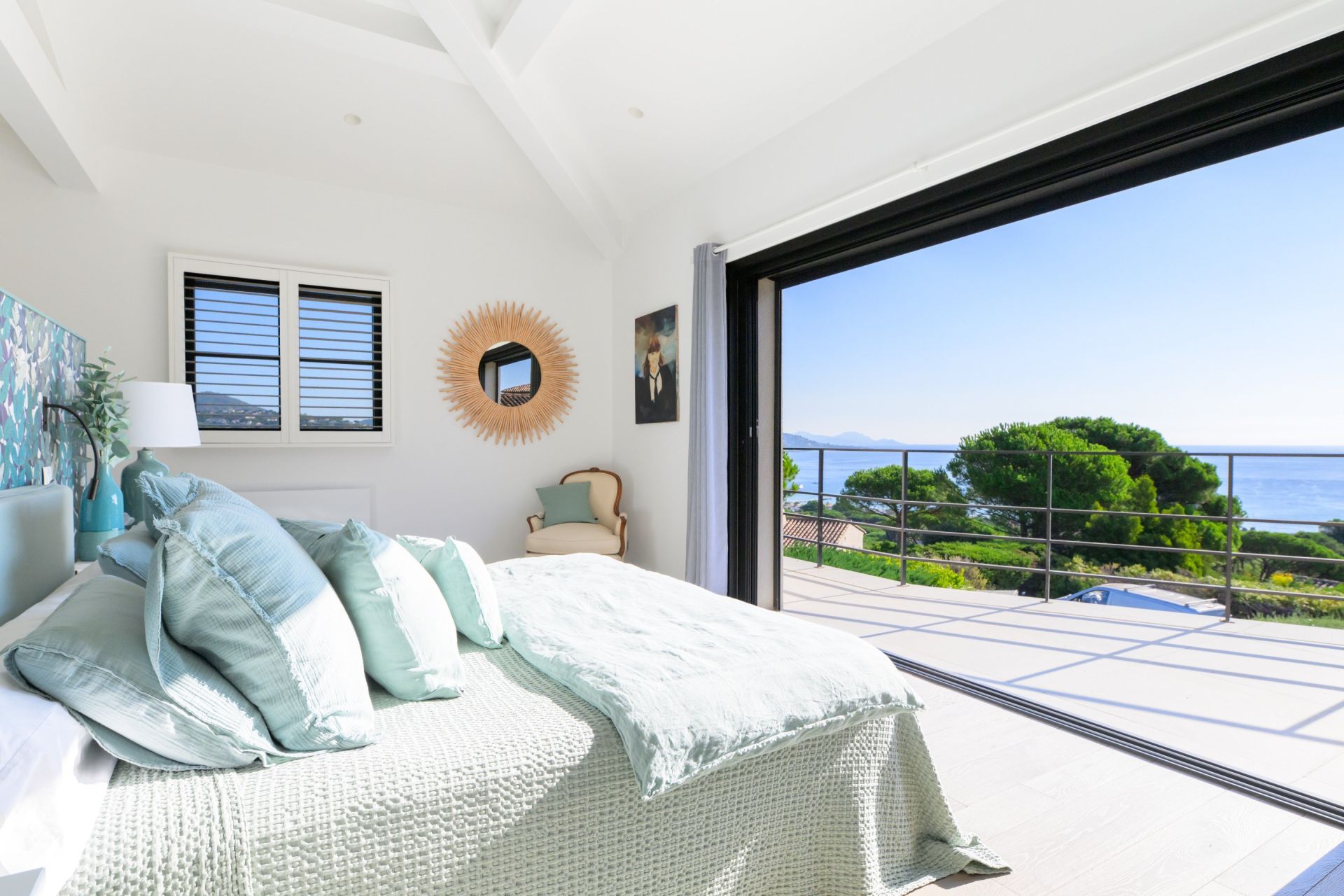 contemporary house 12 Rooms for sale on STE MAXIME (83120)