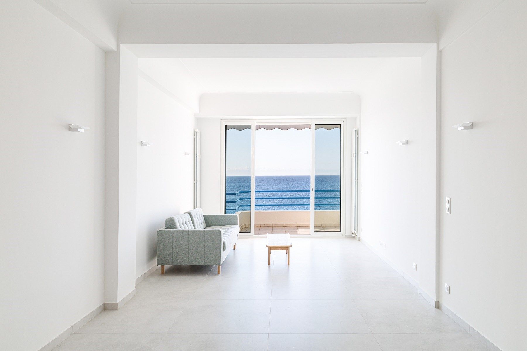 luxury apartment 3 Rooms for sale on NICE (06000)