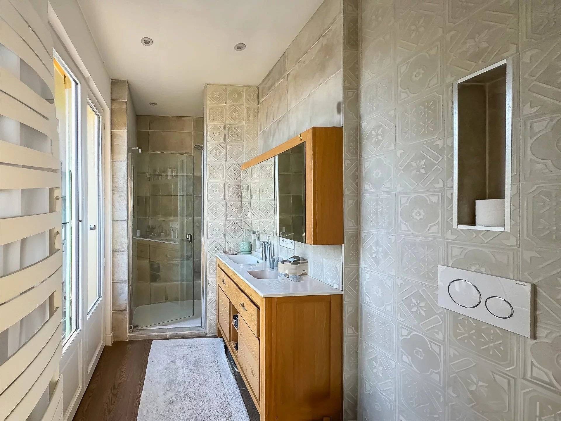 luxury villa 4 Rooms for sale on LA TURBIE (06320)