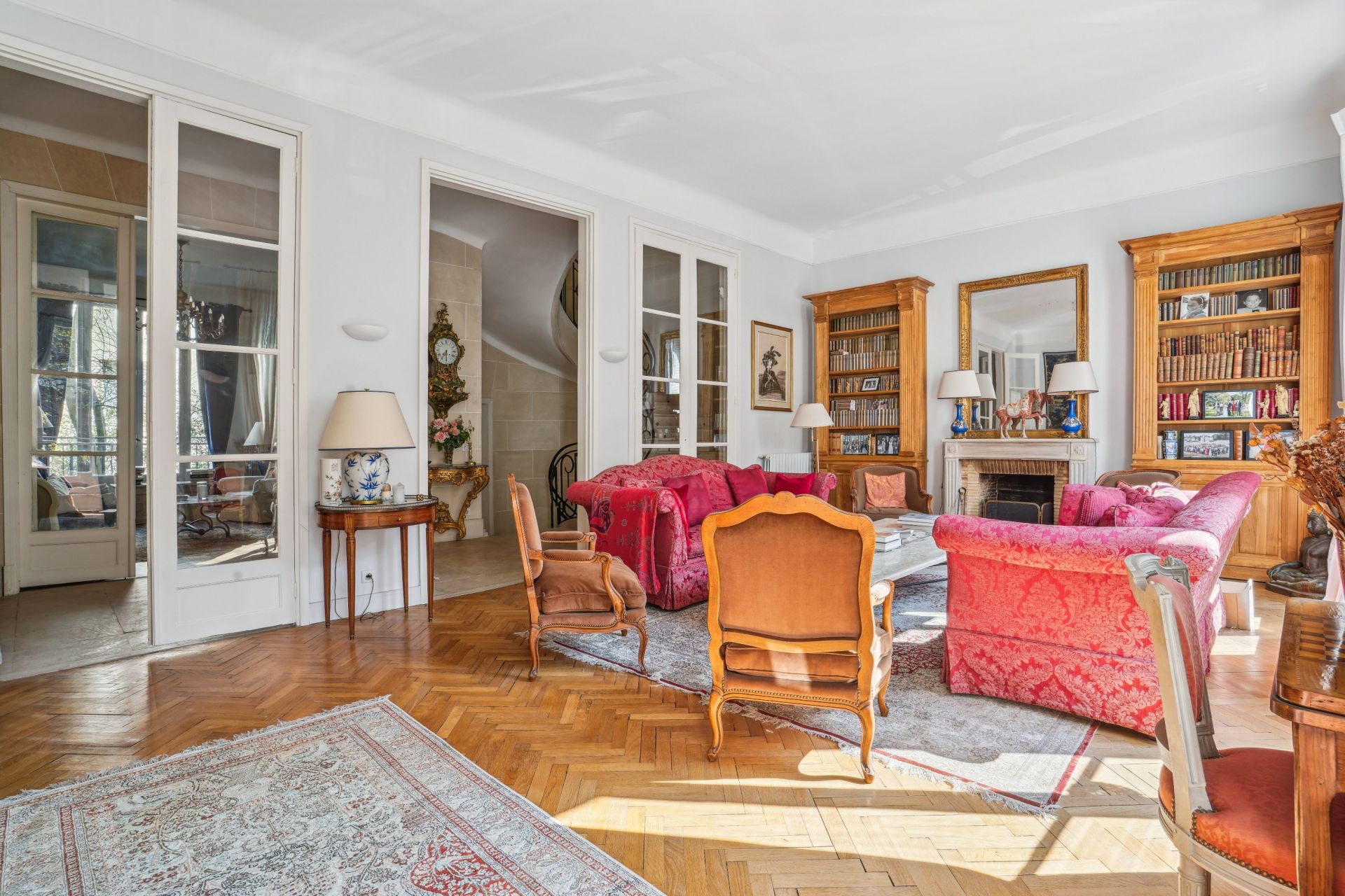 luxury house 9 Rooms for sale on NEUILLY SUR SEINE (92200)