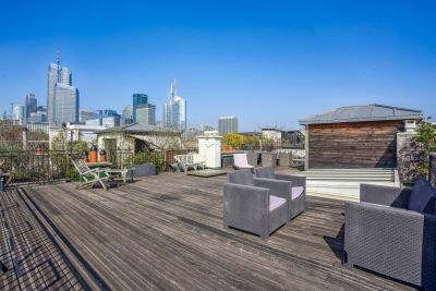 Sale Luxury house Neuilly-sur-Seine 9 Rooms 392 m²