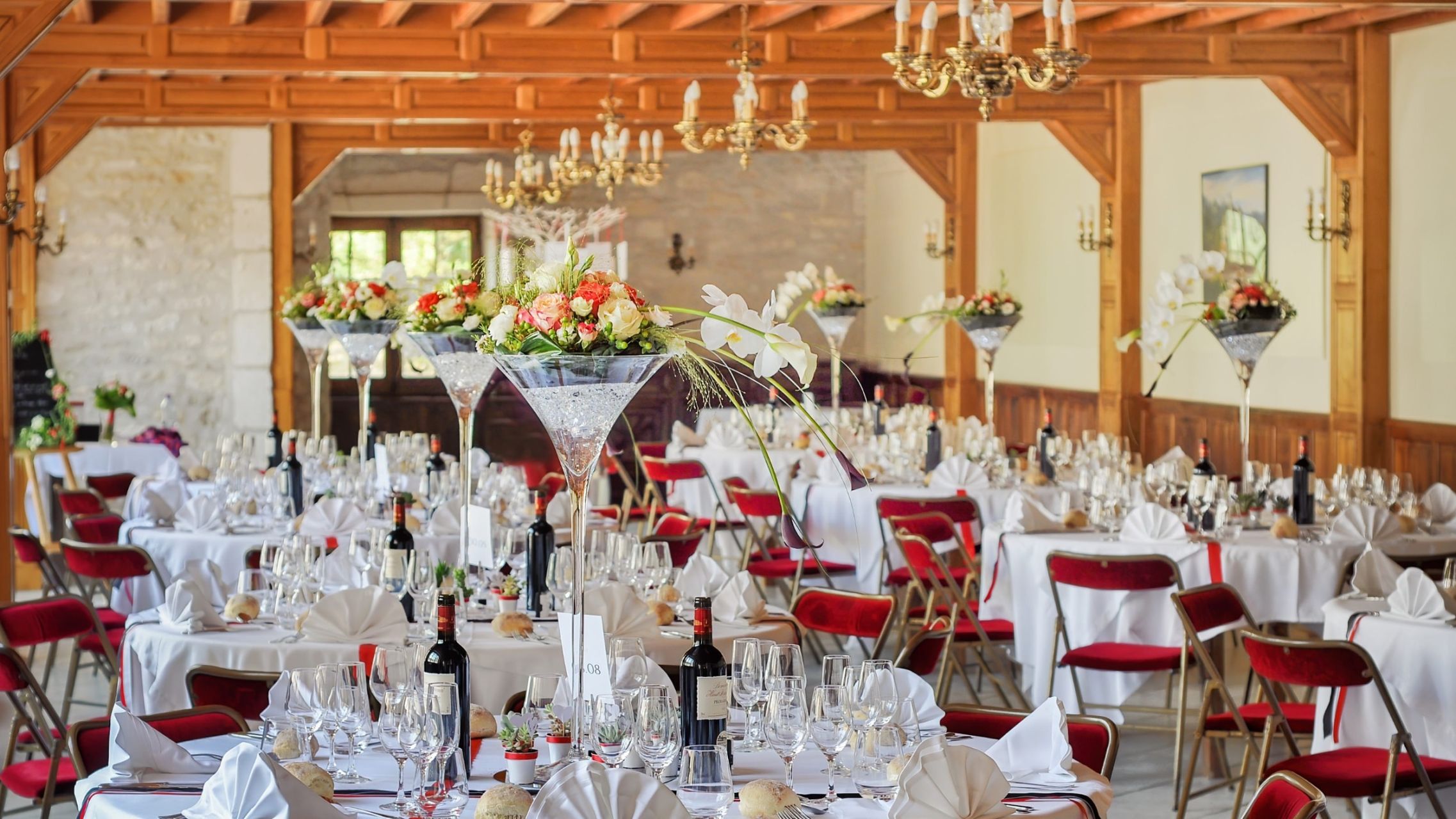 castle 50 Rooms for sale on MONTIGNAC (24290)