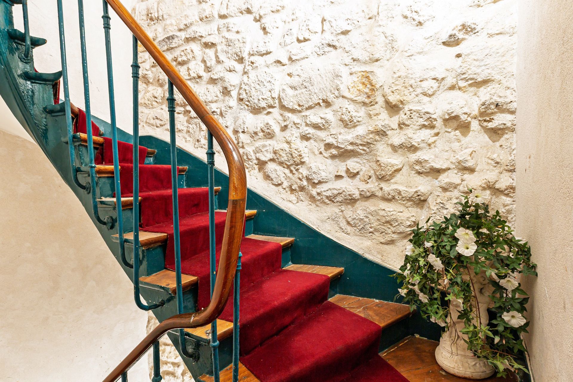 luxury apartment 1 room for sale on PARIS (75006)