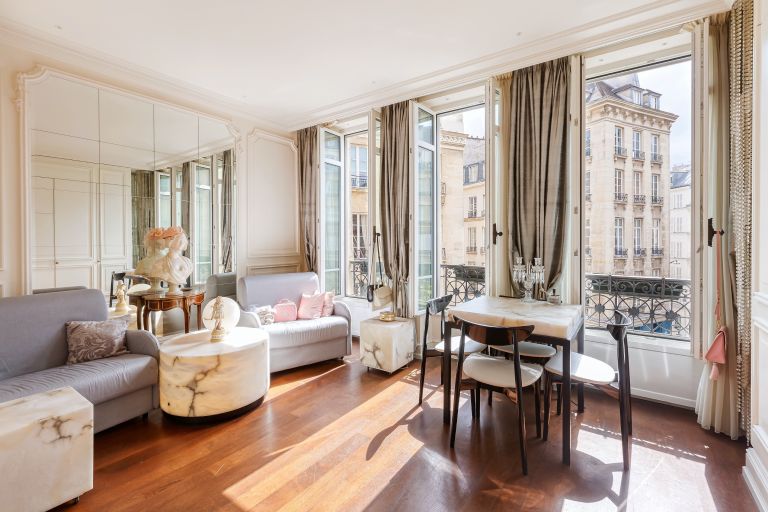 luxury apartment 1 room for sale on PARIS (75006)