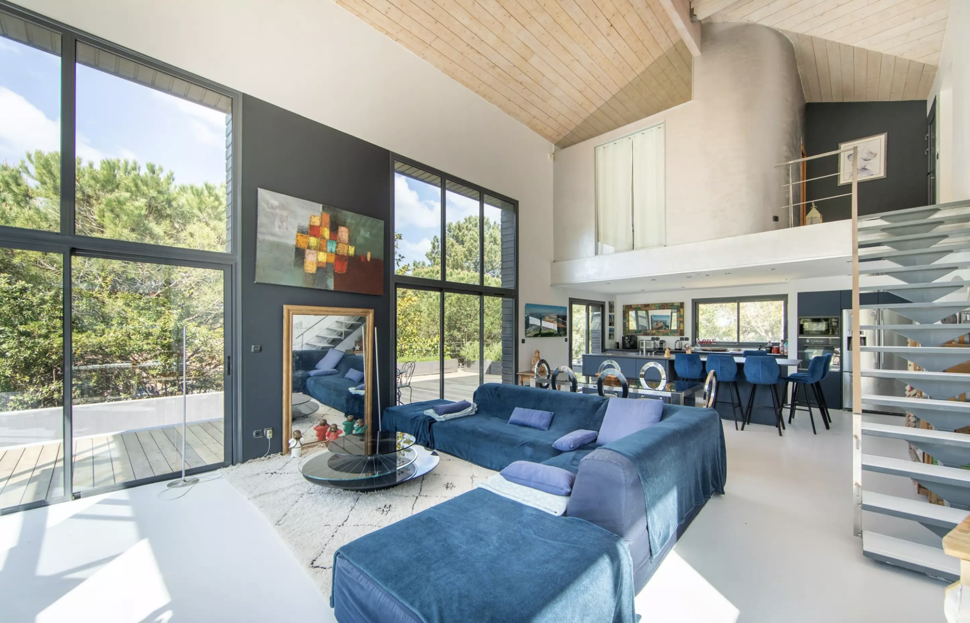 luxury house 7 Rooms for sale on CAP FERRET (33970)