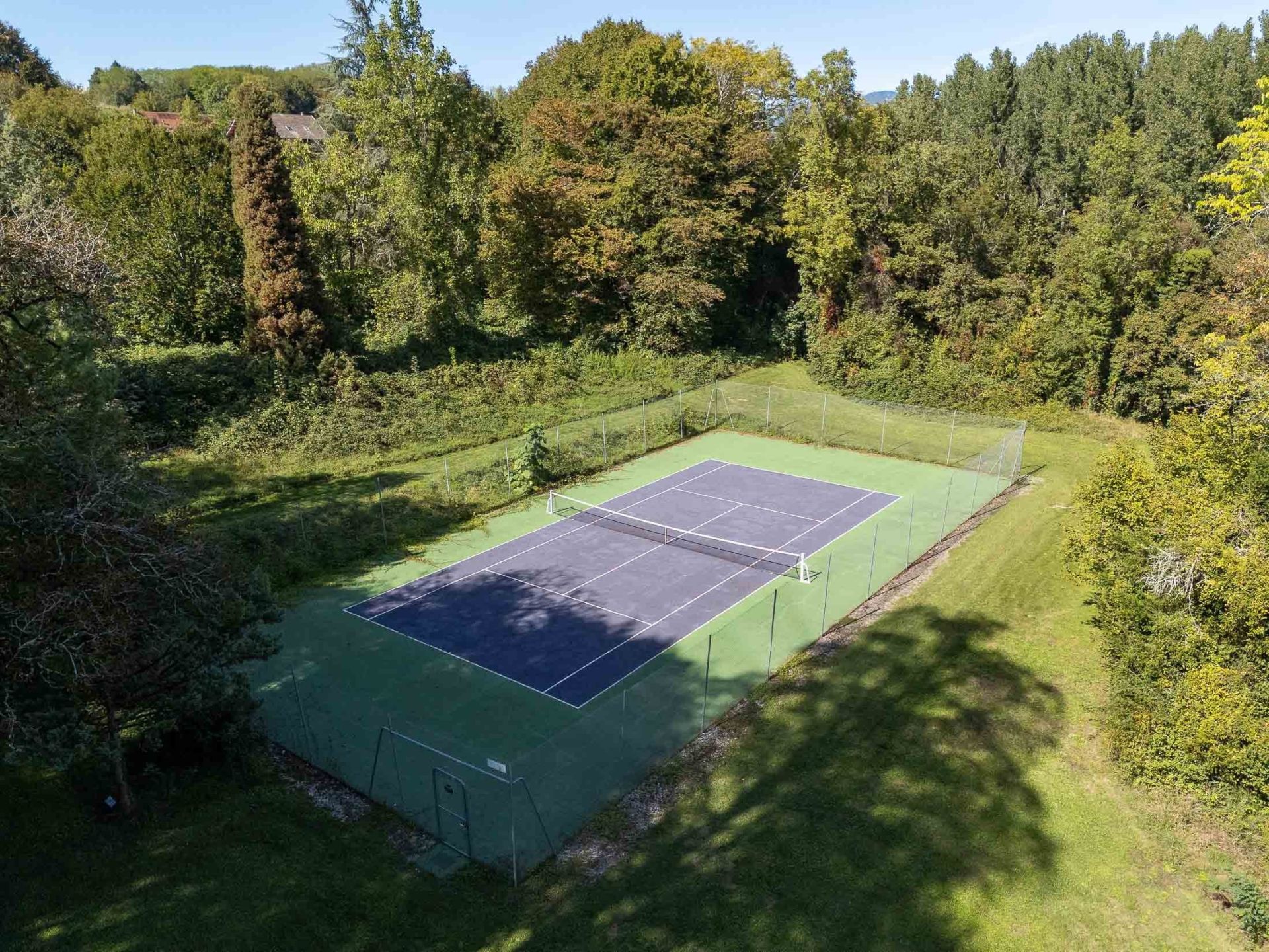 luxury house 15 Rooms for sale on CHANAZ (73310)