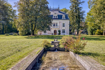 Sale Luxury house Chanaz 15 Rooms 467 m²