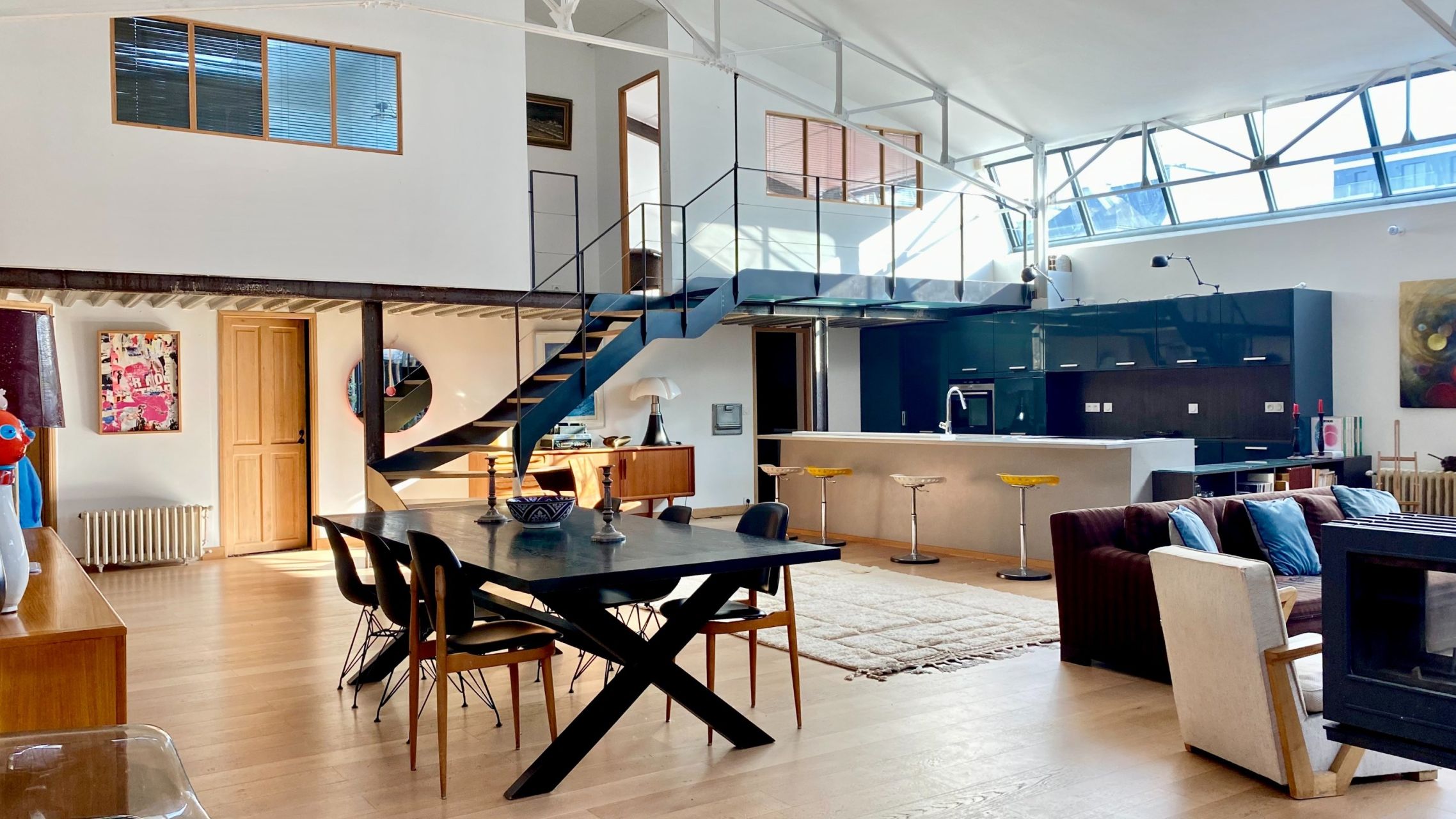 luxury apartment 5 Rooms for sale on VANNES (56000)