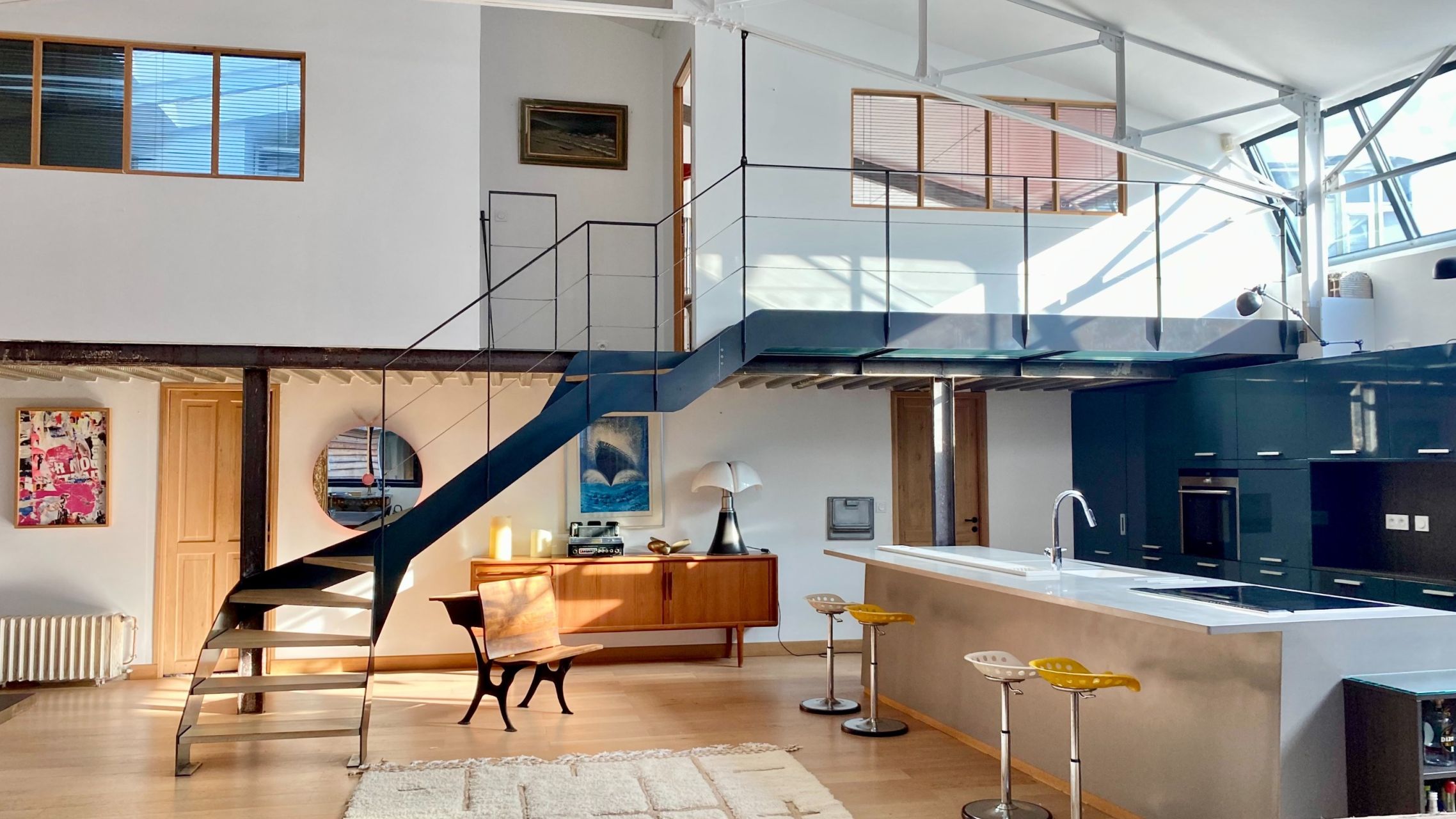luxury apartment 5 Rooms for sale on VANNES (56000)
