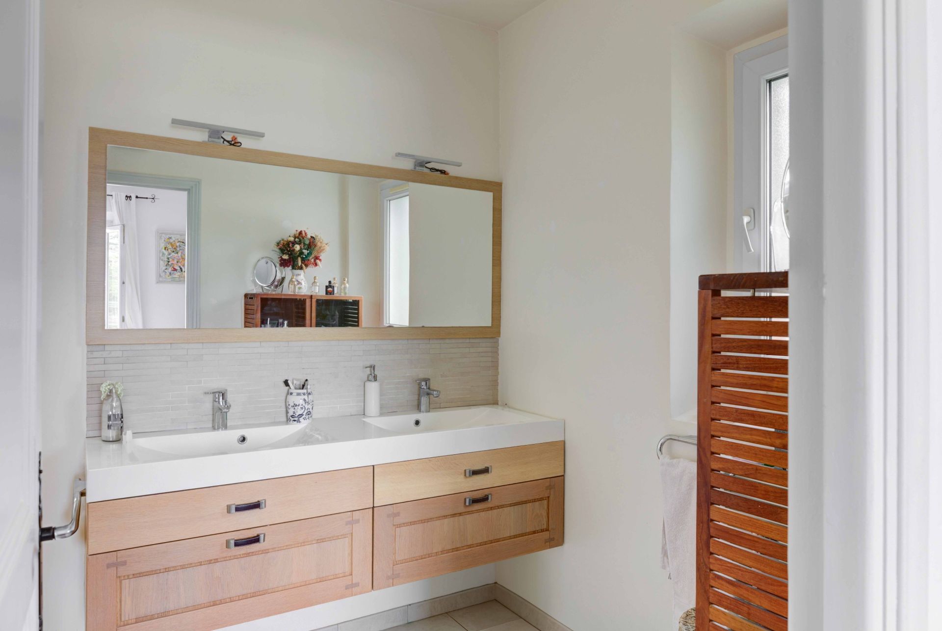 luxury villa 6 Rooms for sale on FAYENCE (83440)