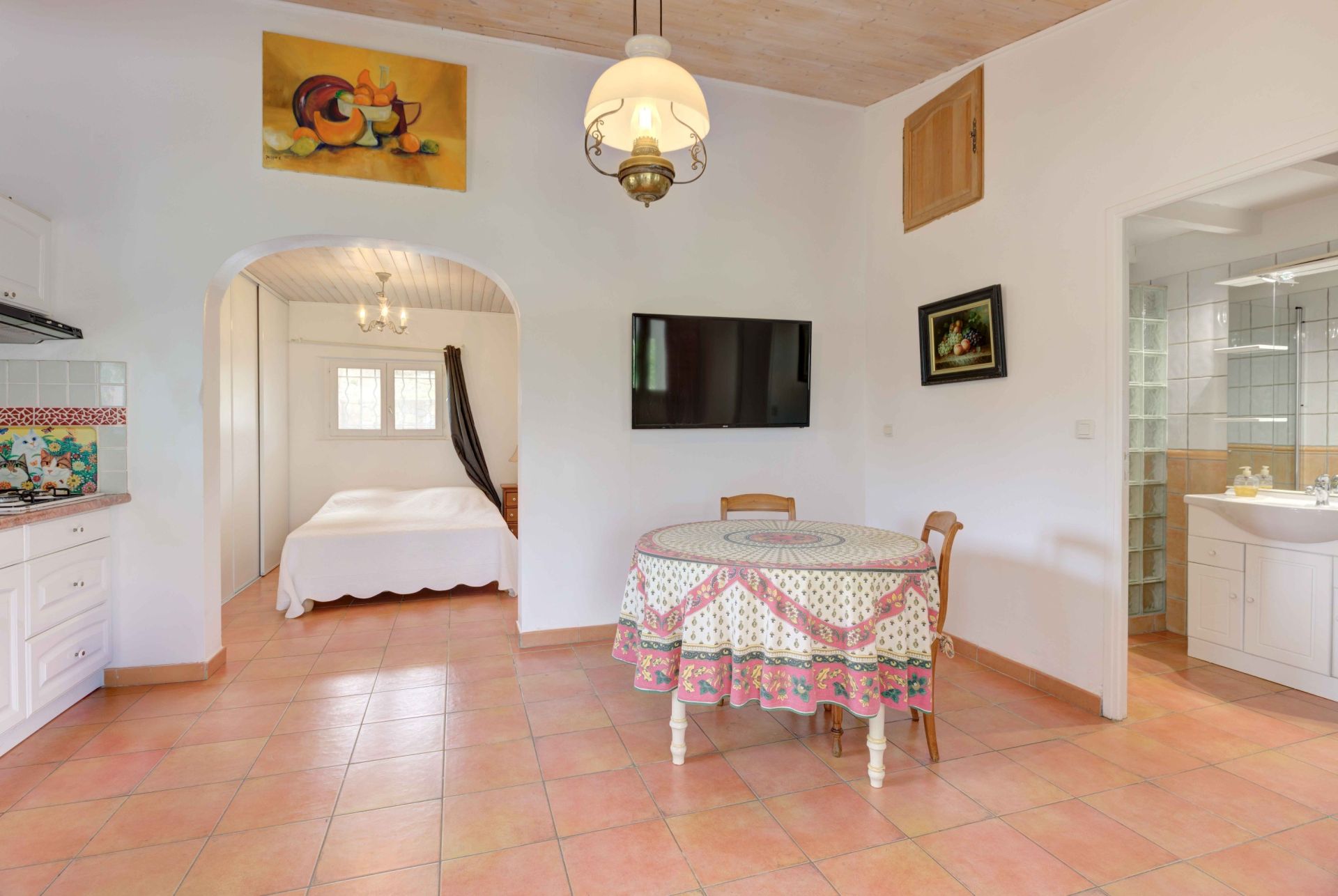 luxury villa 6 Rooms for sale on FAYENCE (83440)