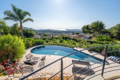 Sale Luxury house Ollioules 6 Rooms 235 m²