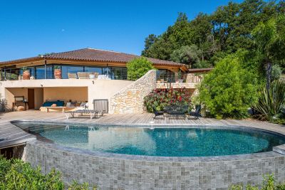 Sale Luxury house Ollioules 6 Rooms 235 m²