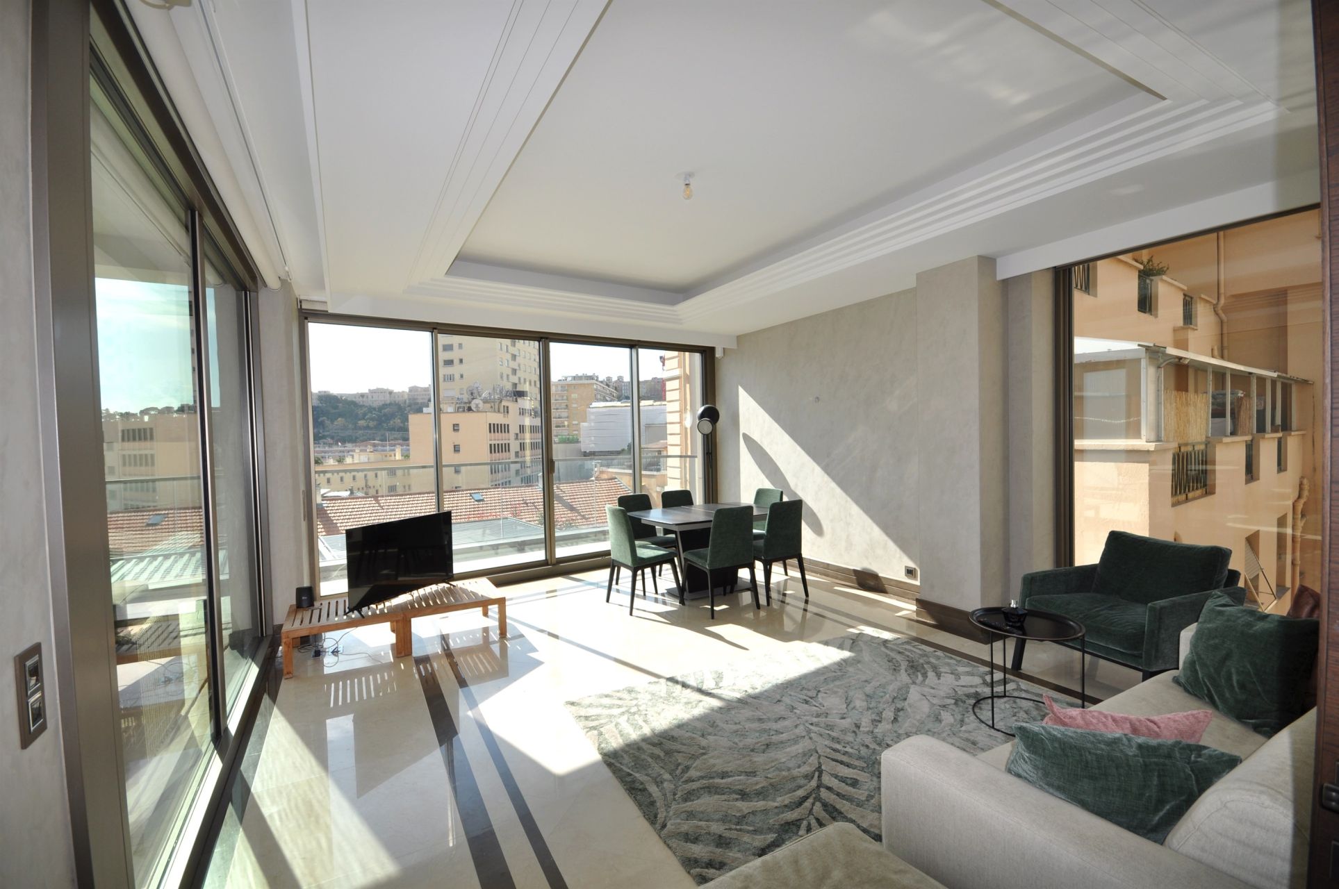 luxury apartment 4 Rooms for rent on MONACO (98000)