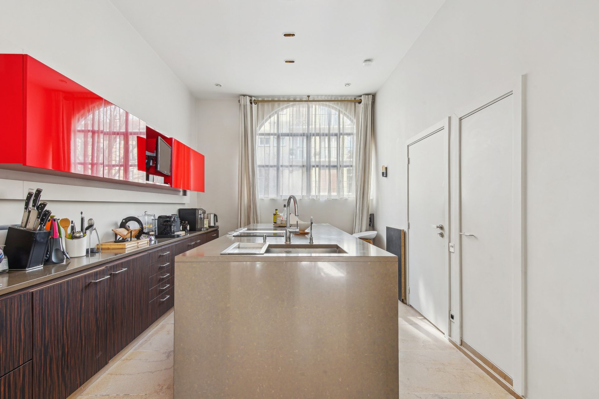 luxury house 10 Rooms for sale on NEUILLY SUR SEINE (92200)