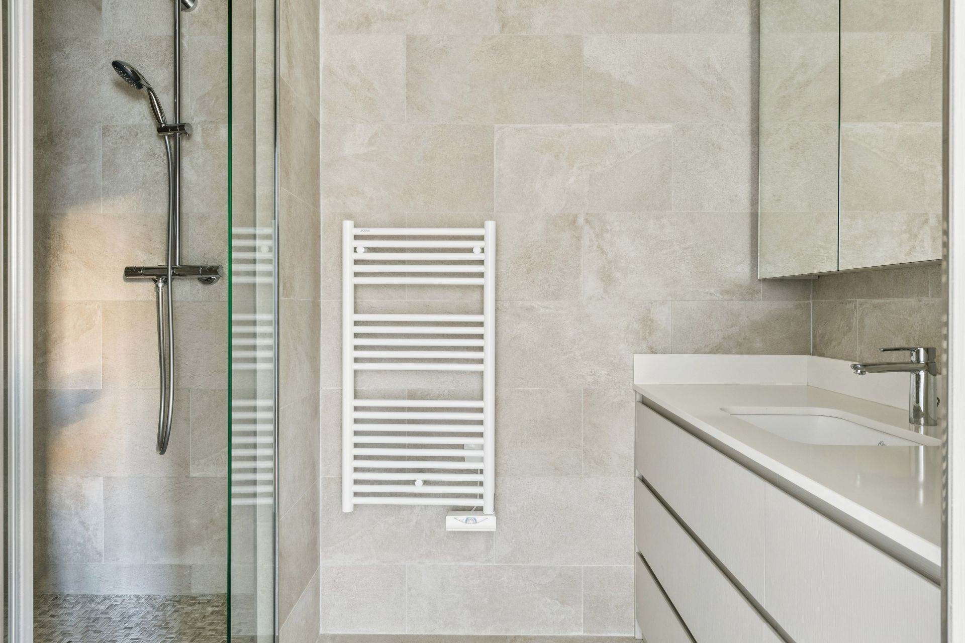 luxury apartment 3 Rooms for sale on PARIS (75001)