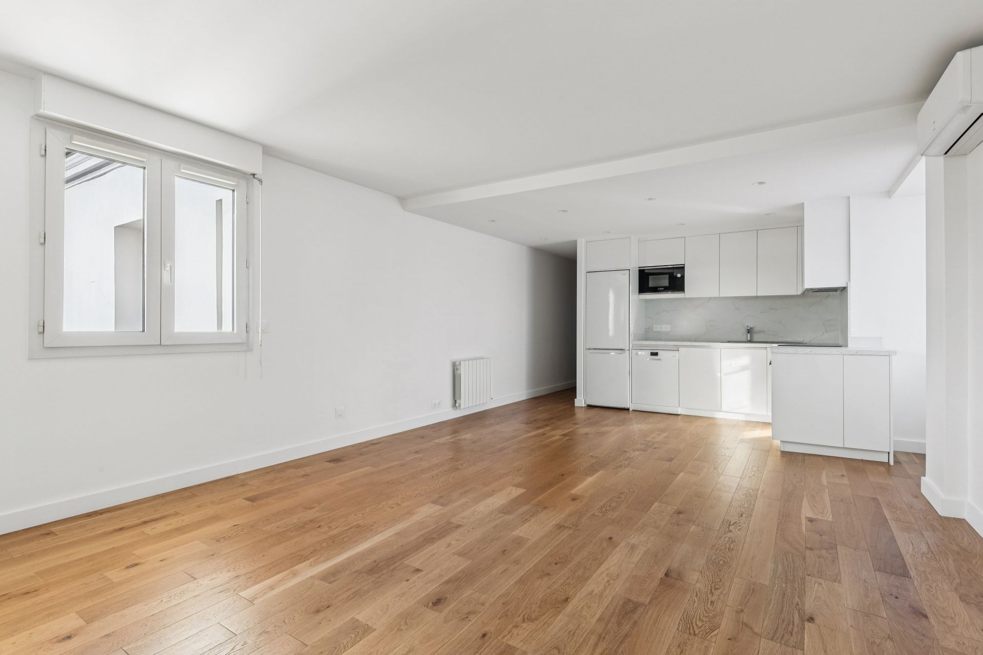 luxury apartment 3 Rooms for sale on PARIS (75001)