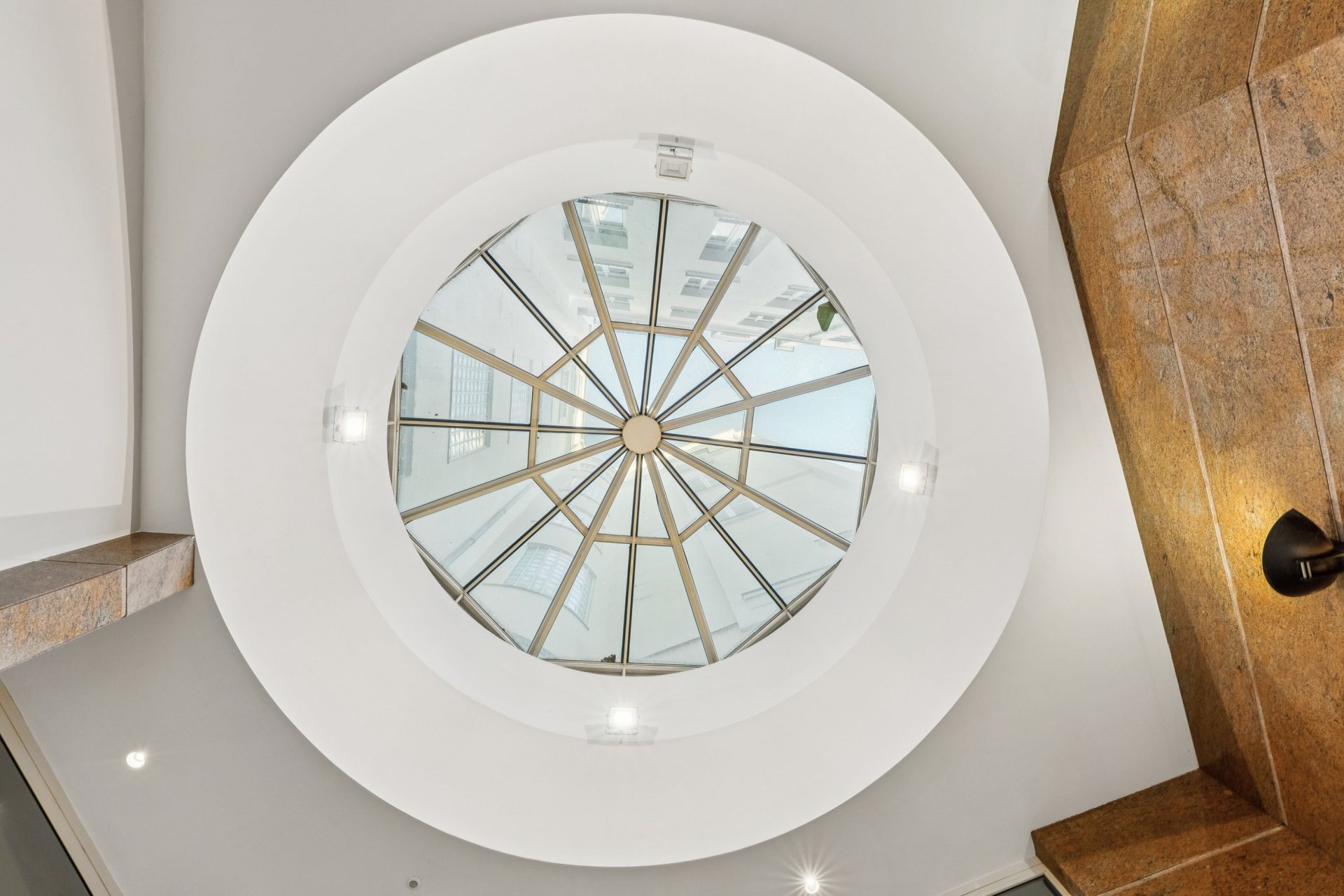 luxury apartment 3 Rooms for sale on PARIS (75001)