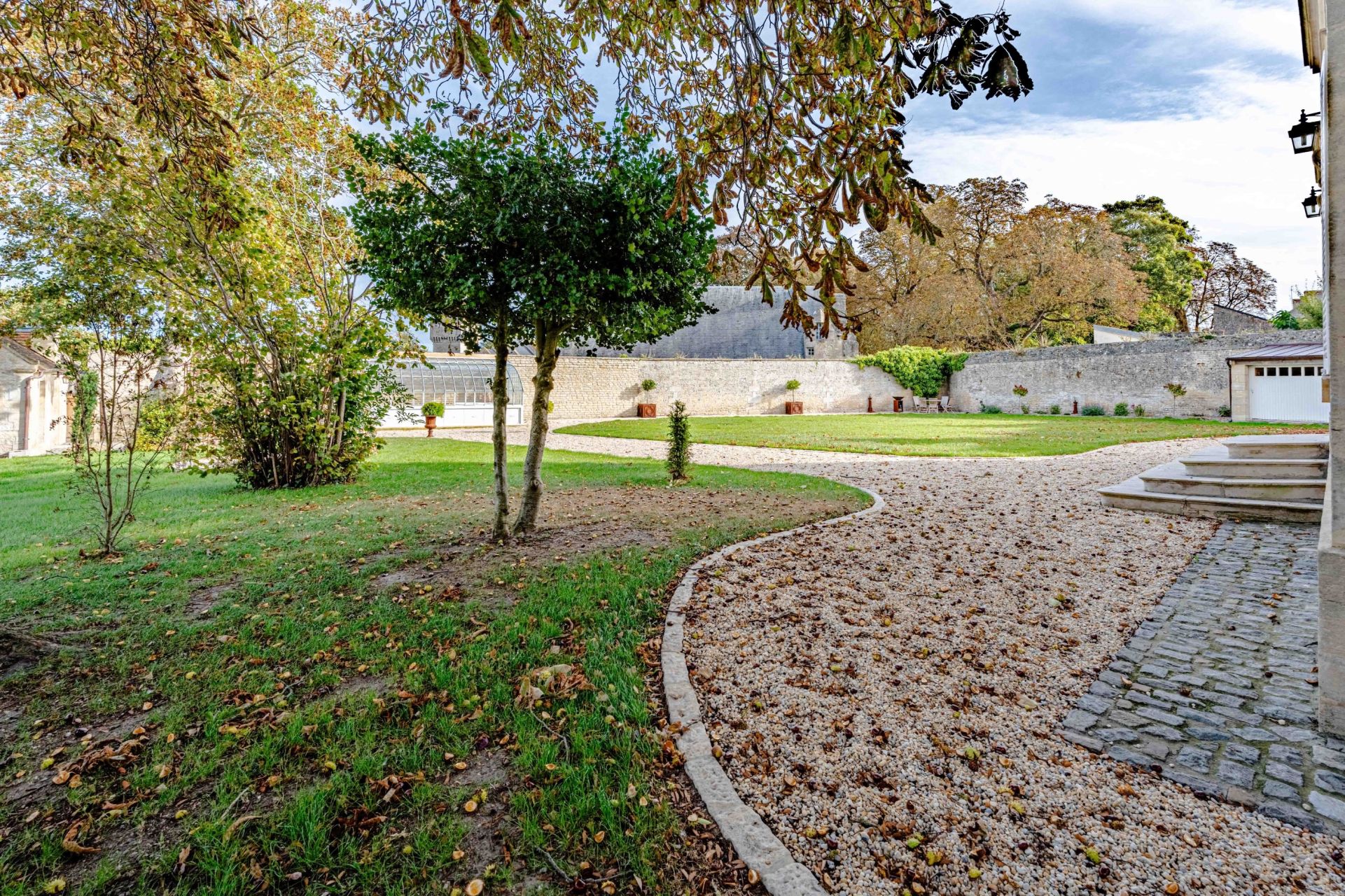 maison de luxe 12 Pièces en vente sur CREULLY (14480)