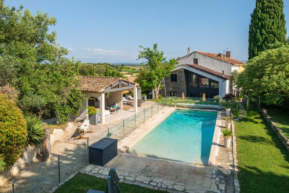 Sale Luxury house Ventabren 7 Rooms 247 m²