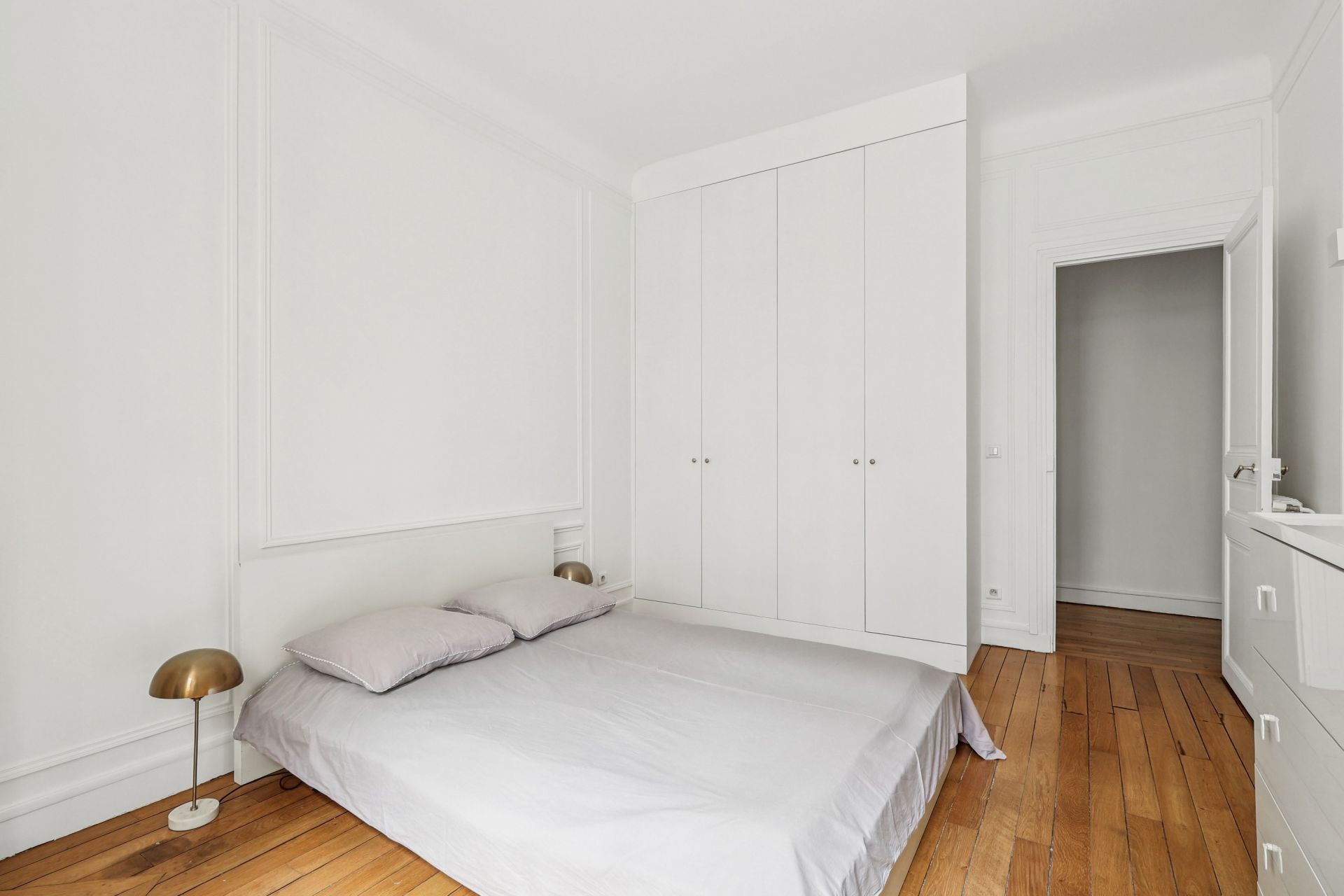 luxury apartment 3 Rooms for sale on PARIS (75007)