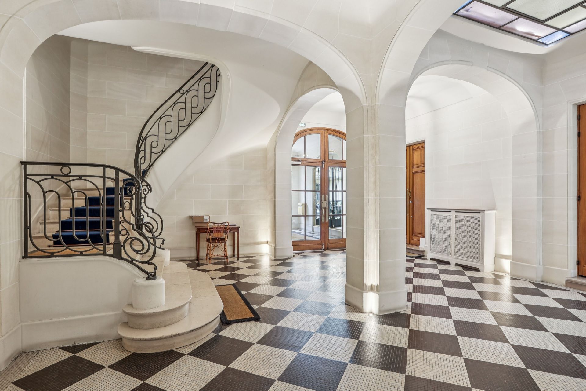 luxury apartment 3 Rooms for sale on PARIS (75007)