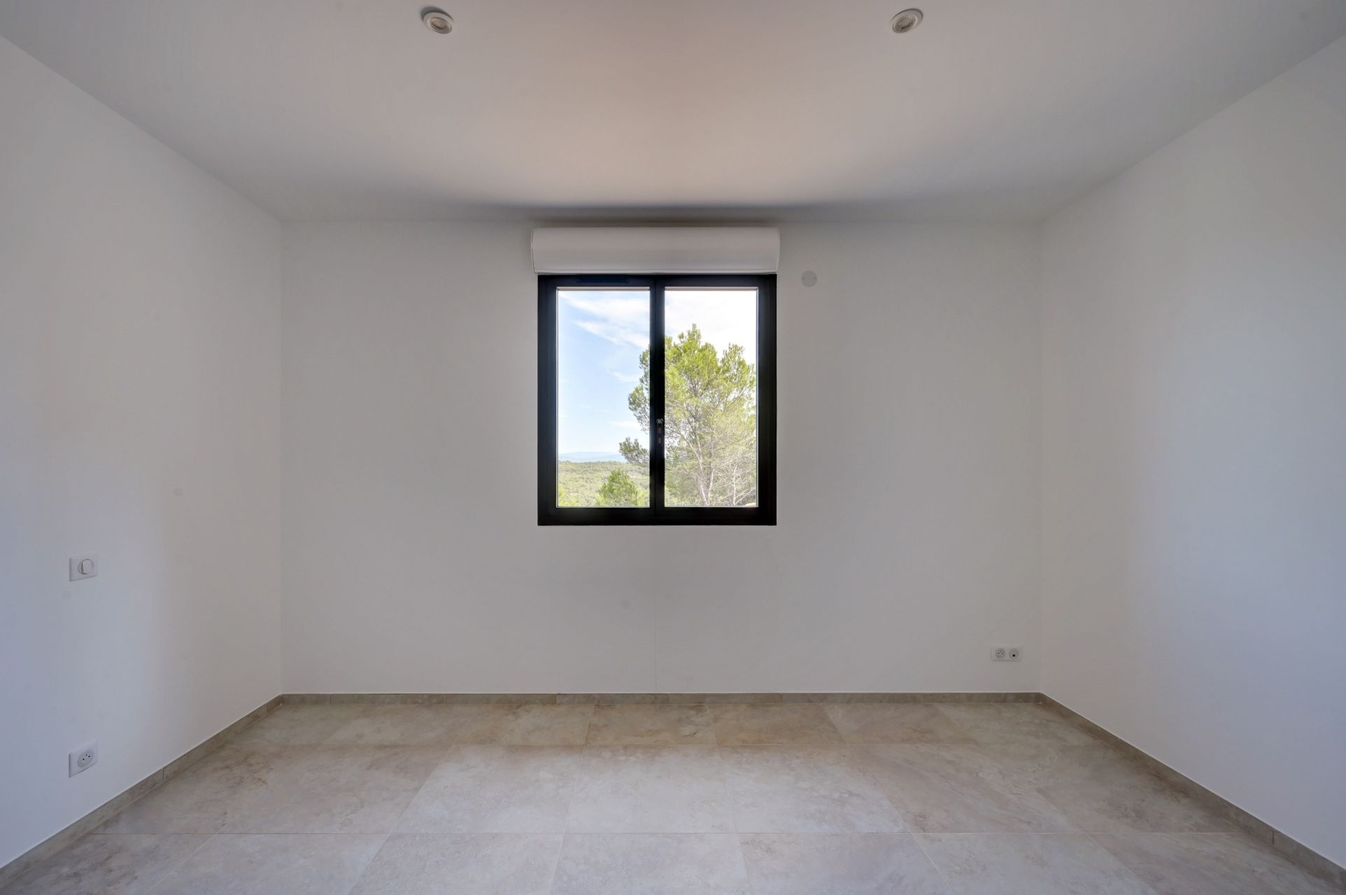 luxury house 7 Rooms for rent on AIX EN PROVENCE (13100)