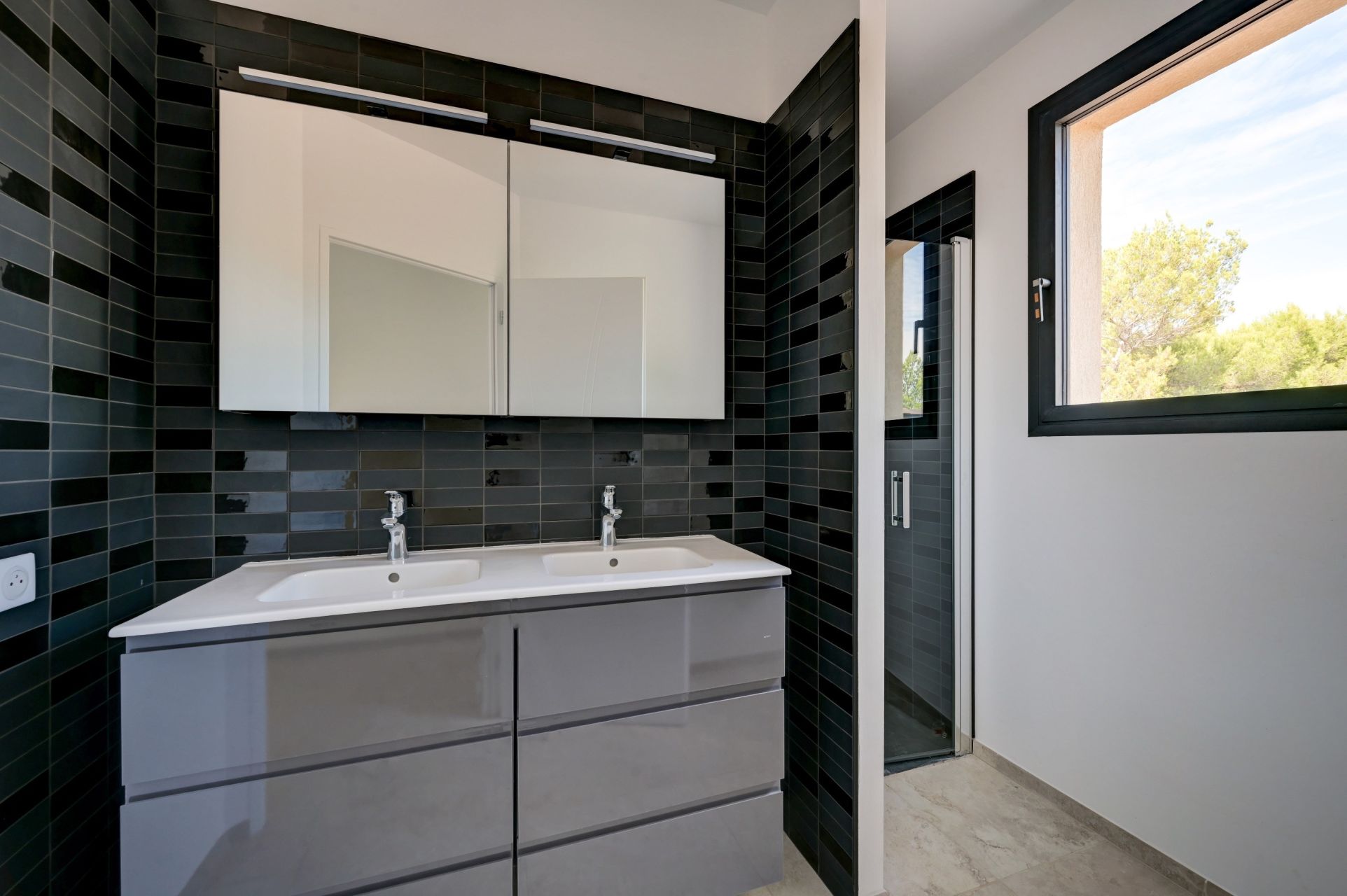 luxury house 7 Rooms for rent on AIX EN PROVENCE (13100)