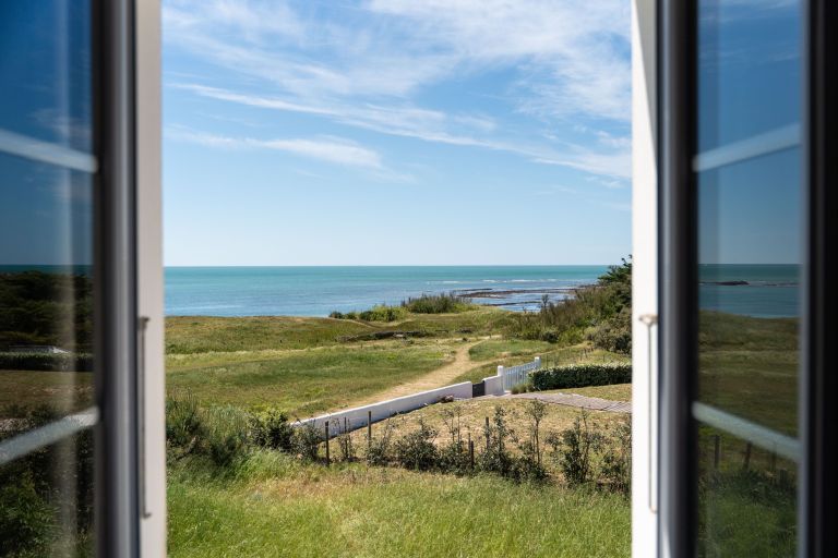 luxury house 6 Rooms for sale on ST GEORGES D OLERON (17190)