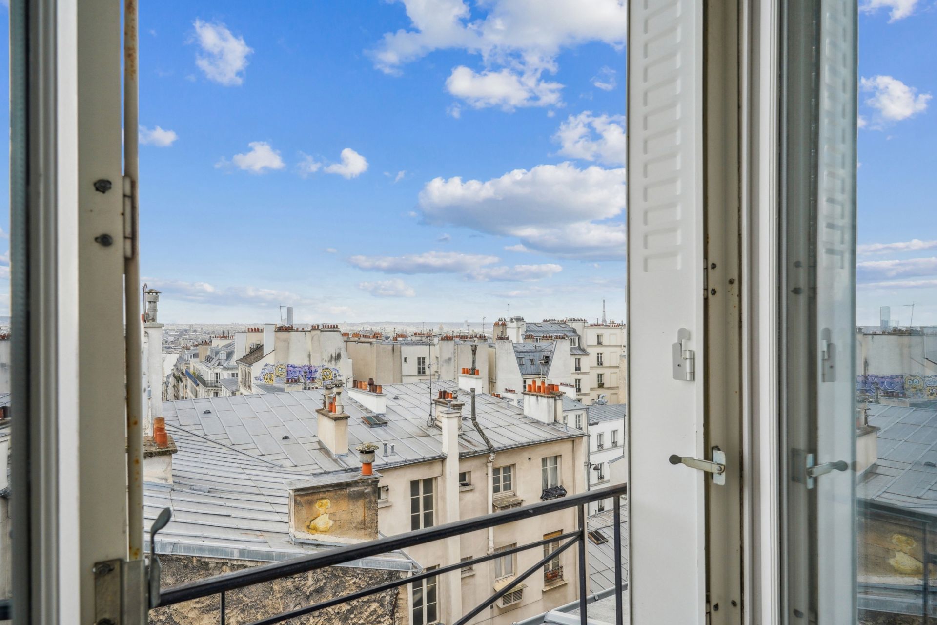 luxury apartment 3 Rooms for sale on PARIS (75018)