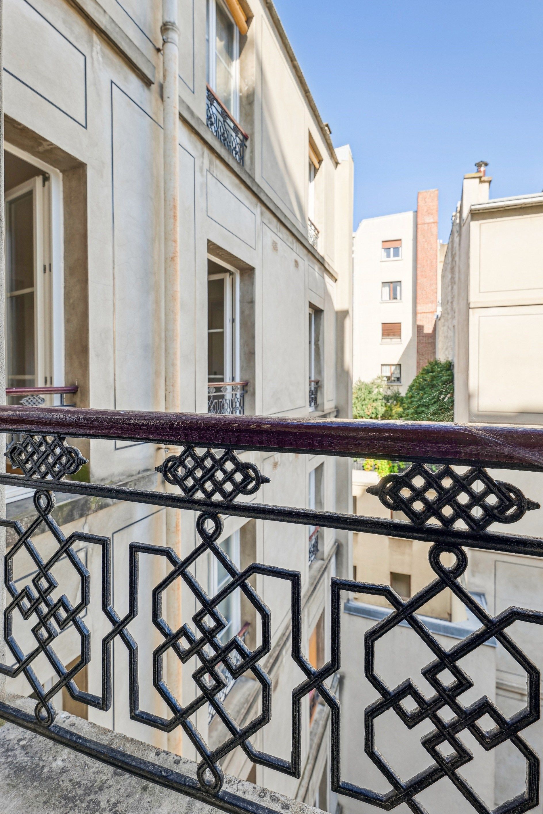 luxury apartment 4 Rooms for sale on PARIS (75007)