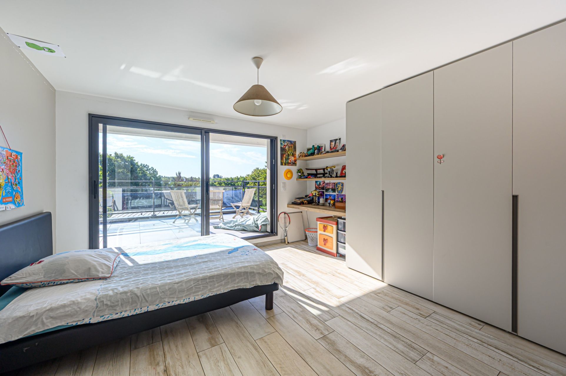 luxury house 9 Rooms for sale on LA BAULE (44500)