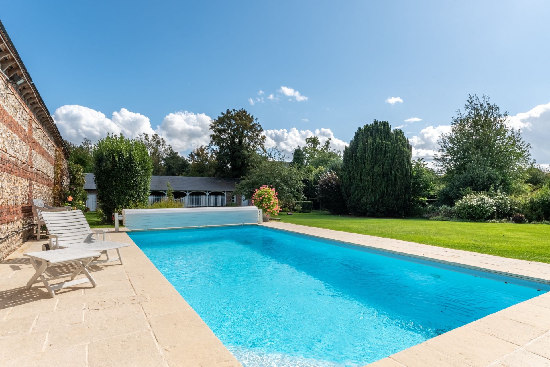 mansion 10 Rooms for sale on DOUDEVILLE (76560)