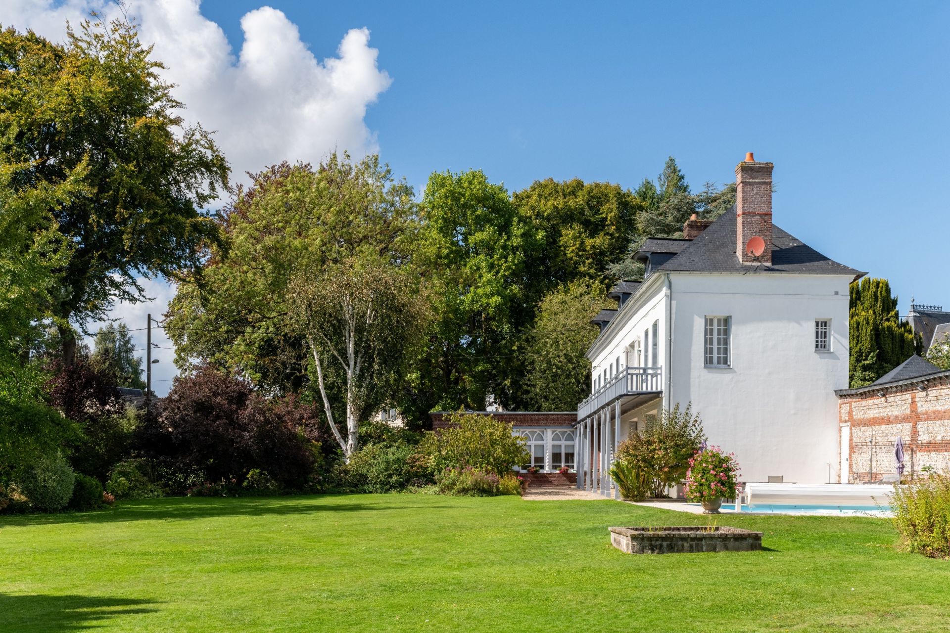 mansion 10 Rooms for sale on DOUDEVILLE (76560)