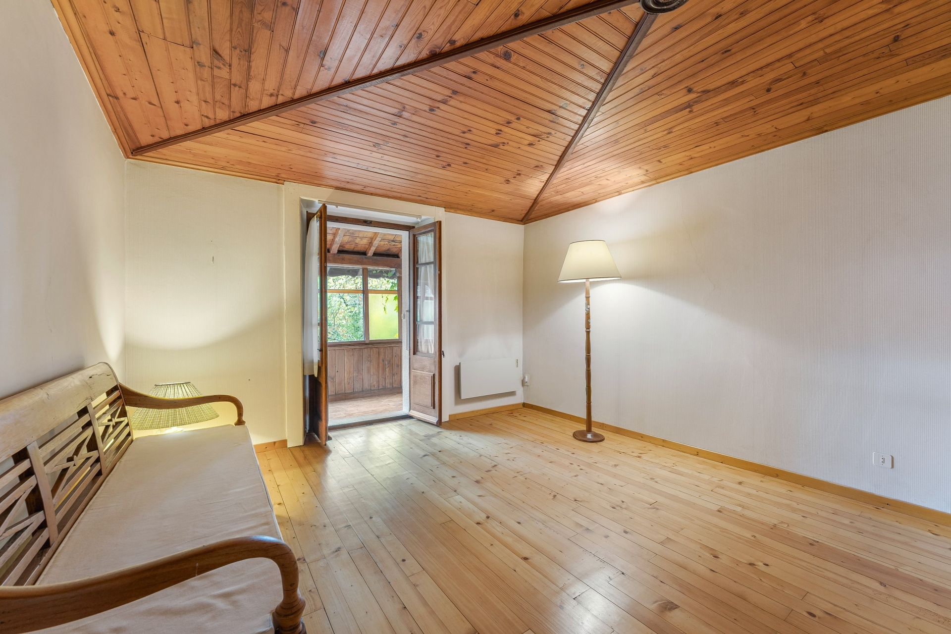 luxury house 6 Rooms for sale on ARCHAMPS (74160)