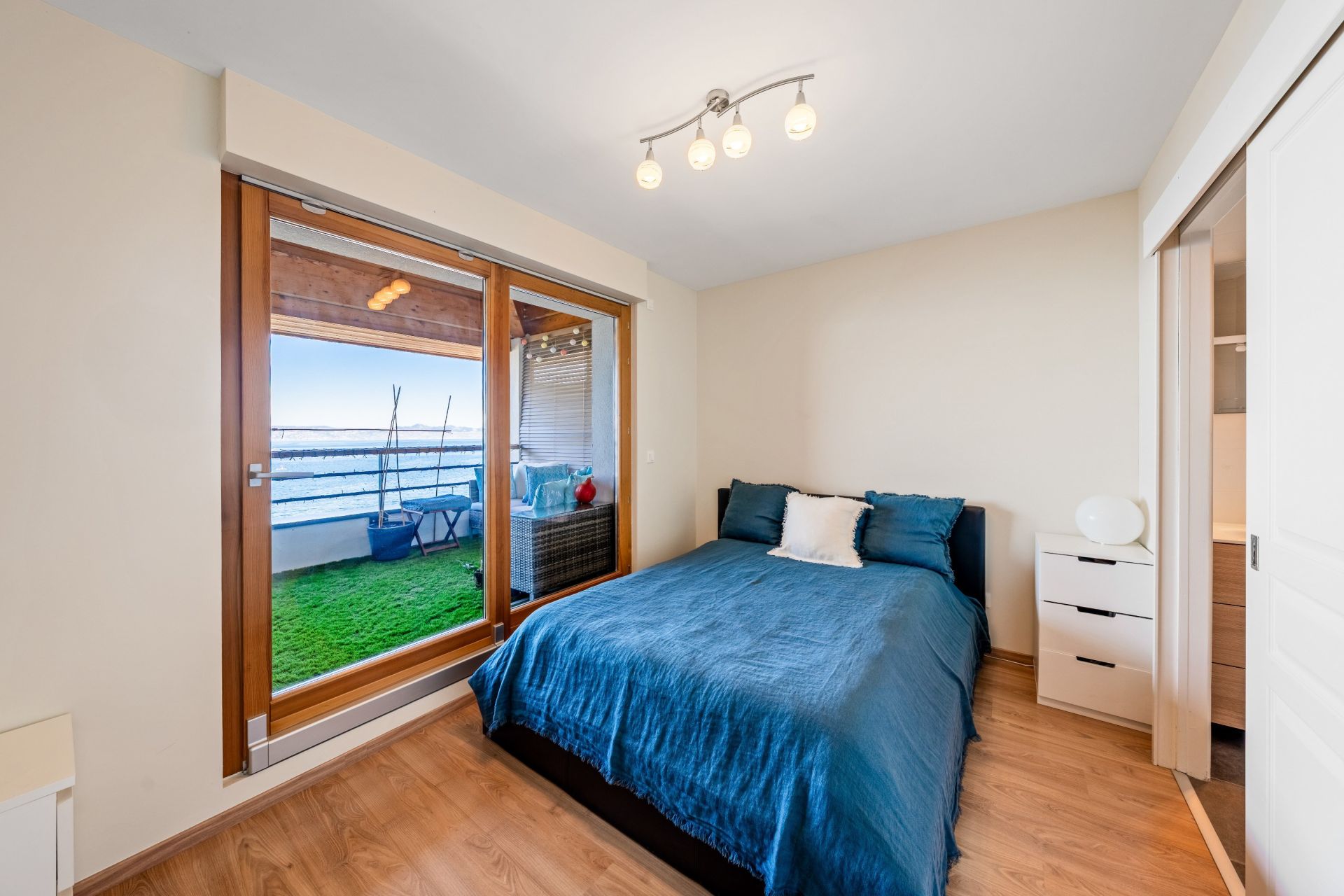 luxury apartment 4 Rooms for sale on AMPHION LES BAINS (74500)