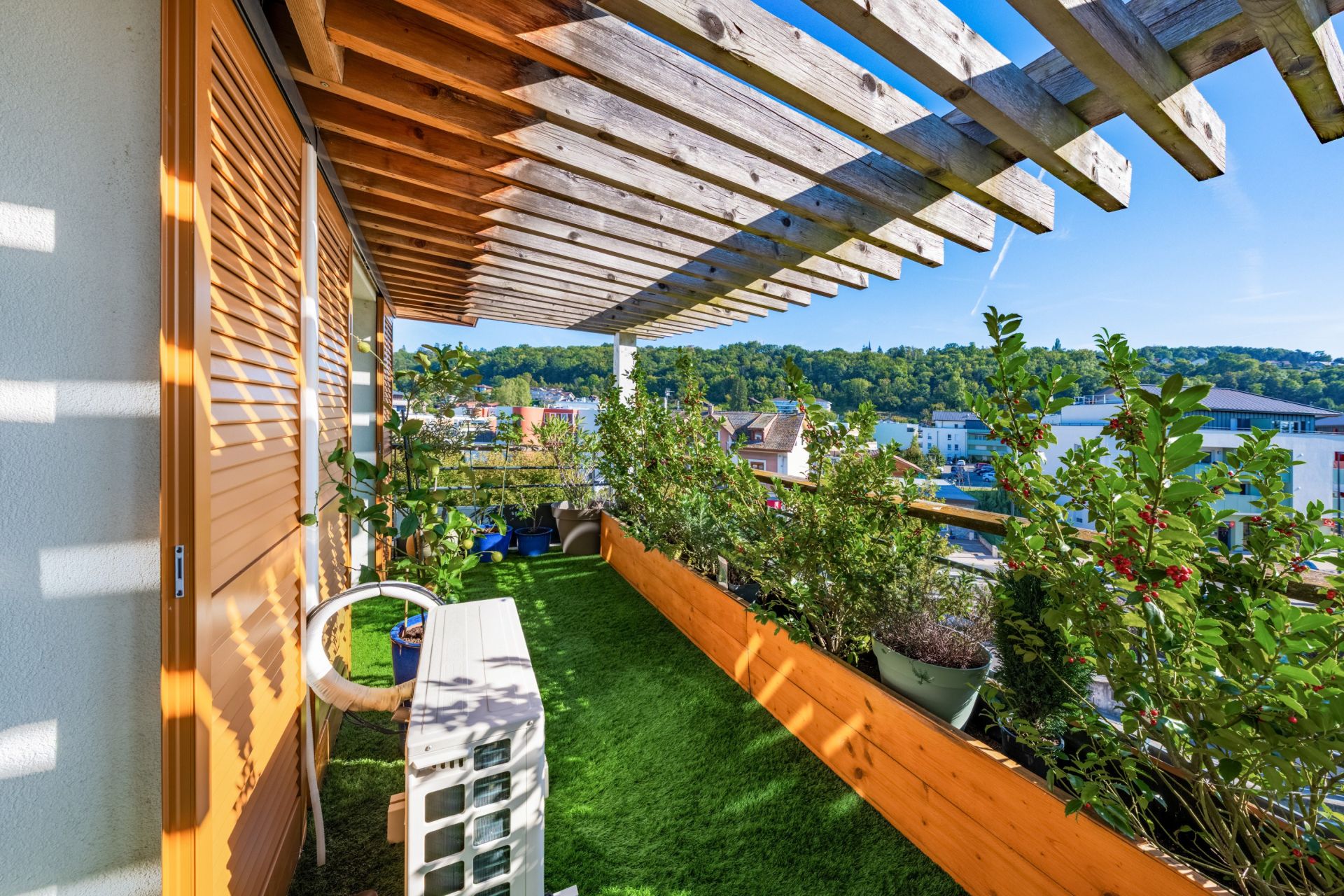 luxury apartment 4 Rooms for sale on AMPHION LES BAINS (74500)