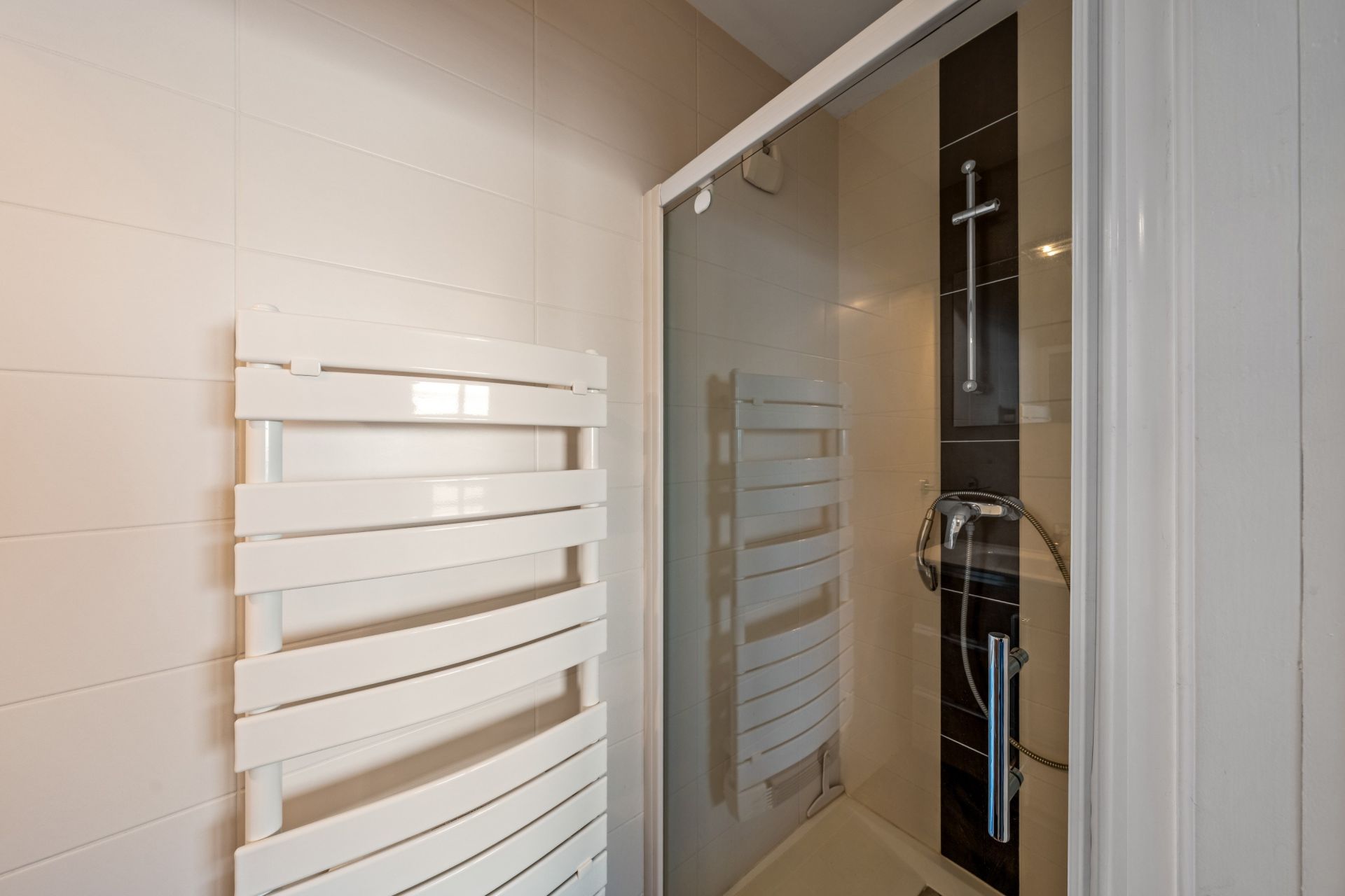 luxury apartment 4 Rooms for sale on AMPHION LES BAINS (74500)