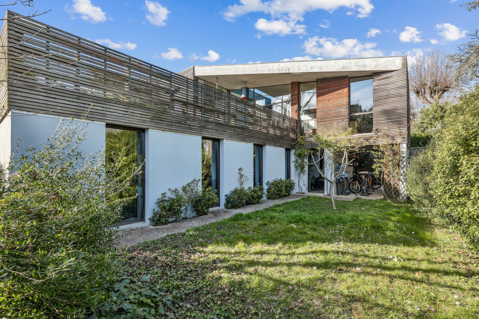 luxury house 9 Rooms for sale on MEUDON (92190)