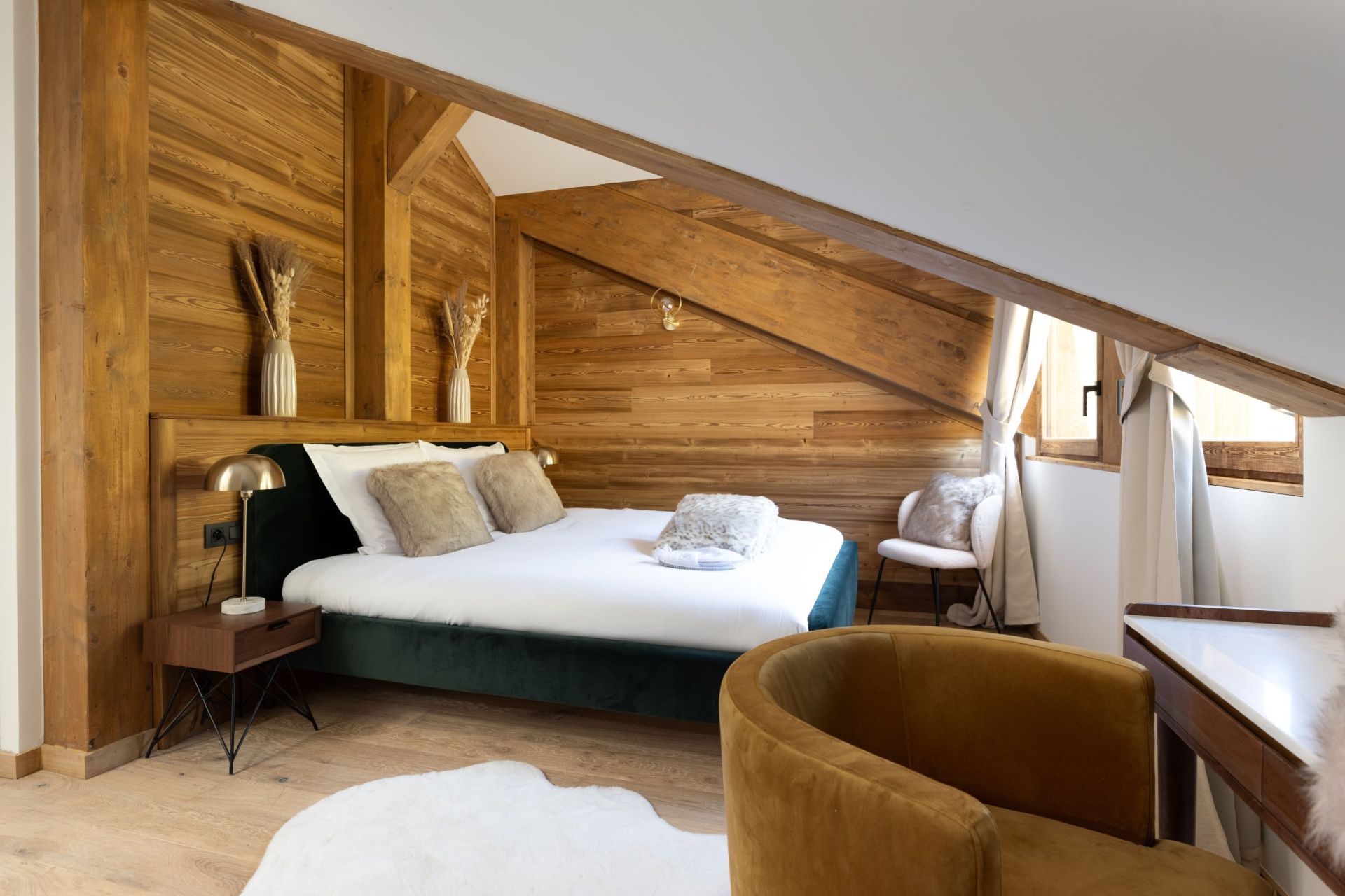 luxury apartment 6 Rooms for seasonal rent on COURCHEVEL MORIOND (73120)
