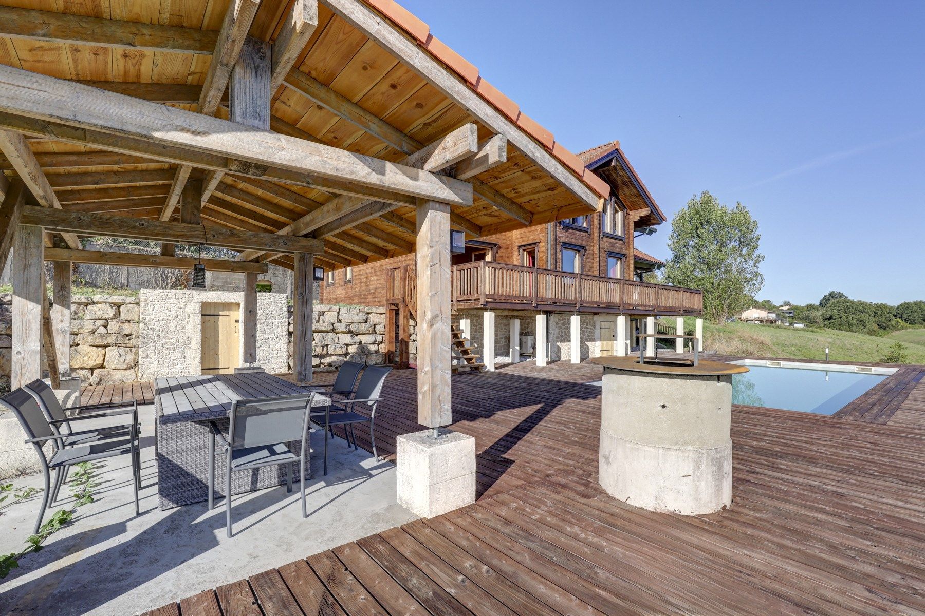 luxury house 6 Rooms for sale on RABASTENS (81800)