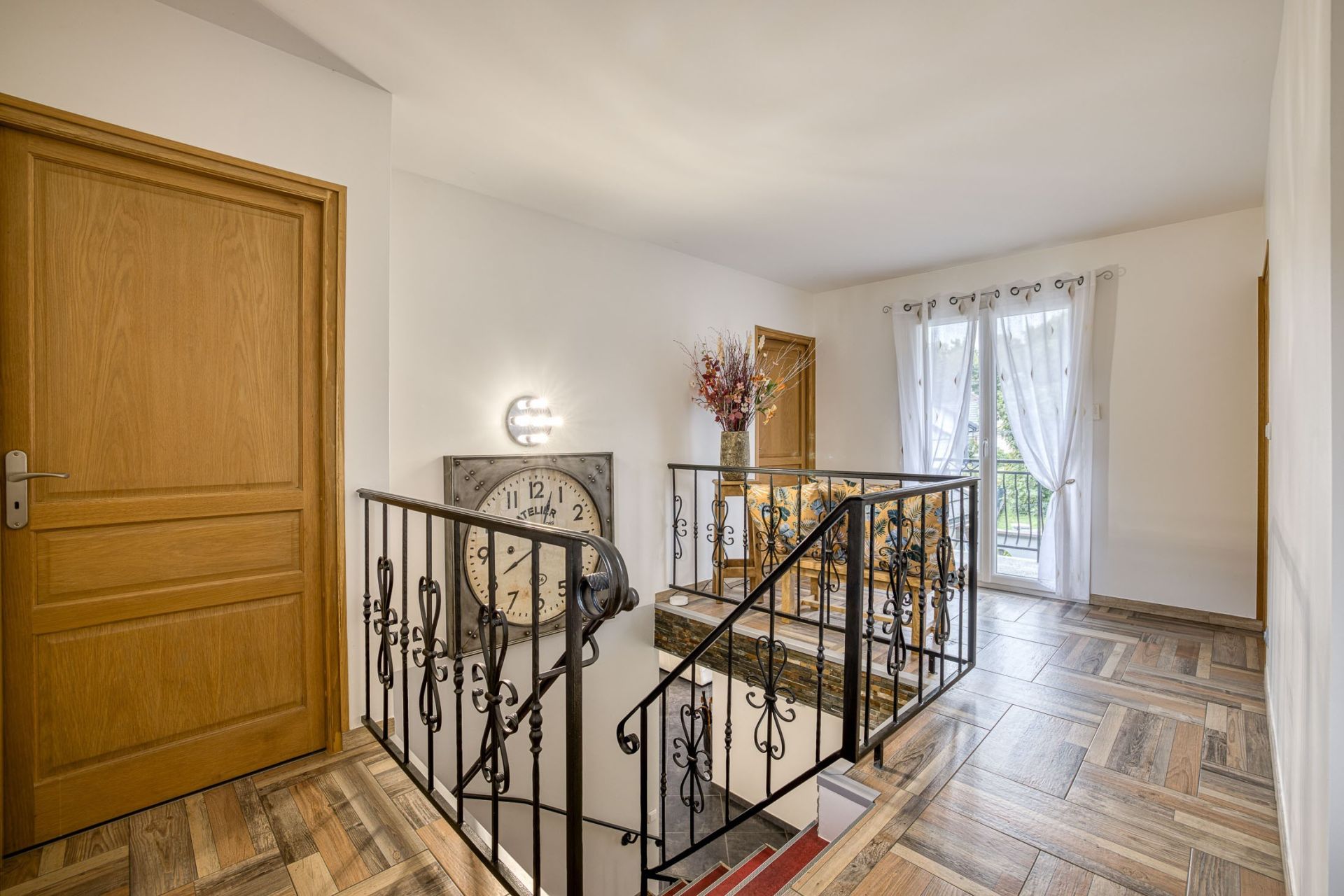 luxury house 6 Rooms for sale on LE BOURGET DU LAC (73370)