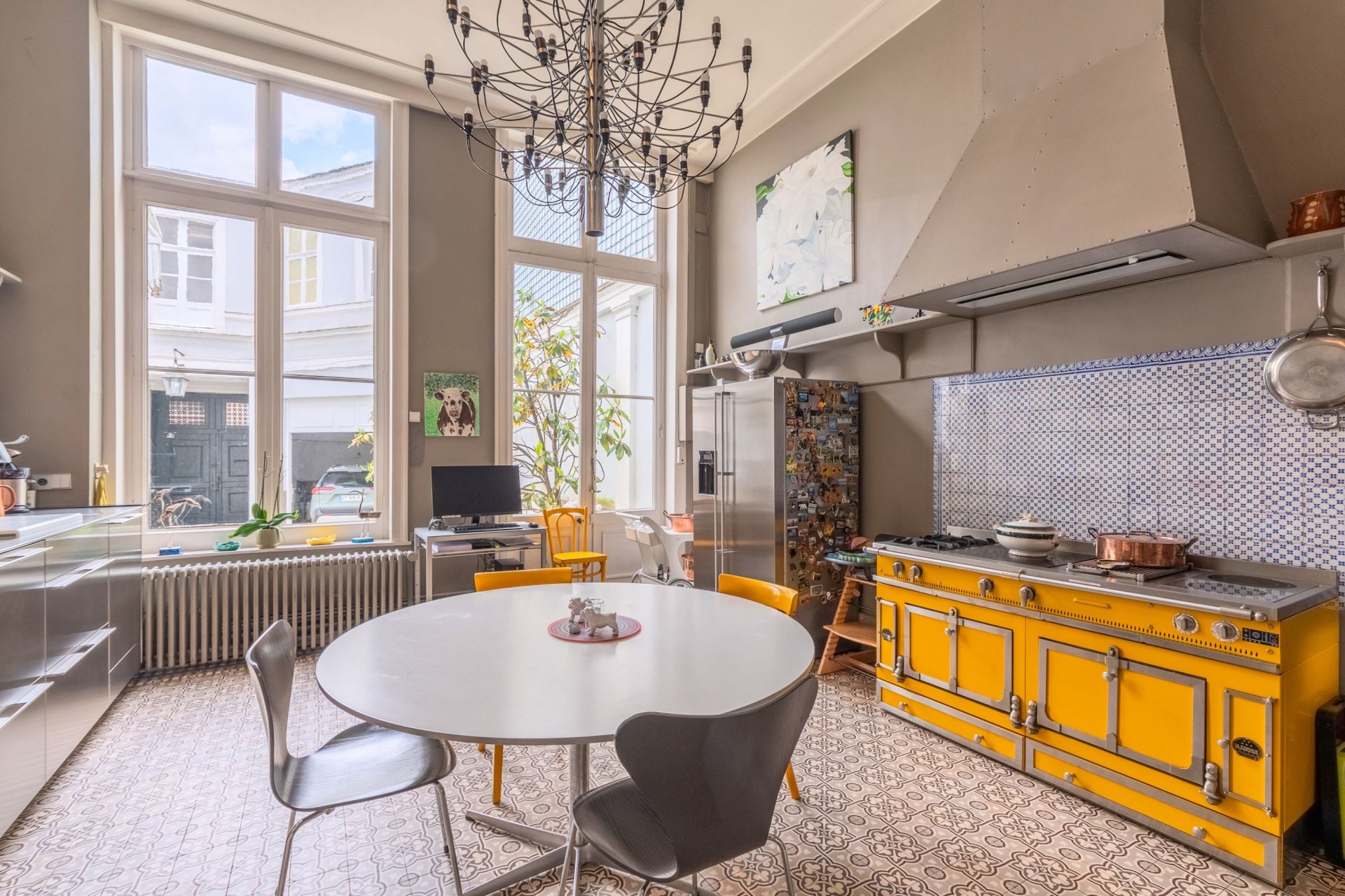 building for sale on LILLE (59000)