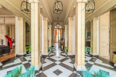 Sale Building Lille 610 m²