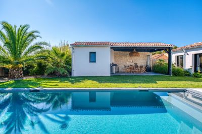 Sale Luxury house Le Bois-Plage-en-Ré 8 Rooms 173 m²