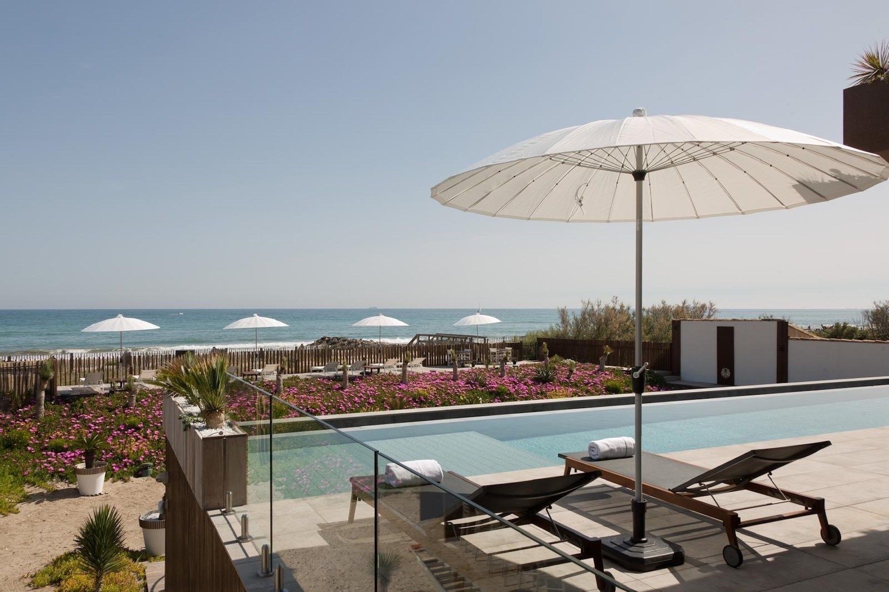 luxury house 9 Rooms for sale on FRONTIGNAN (34110)