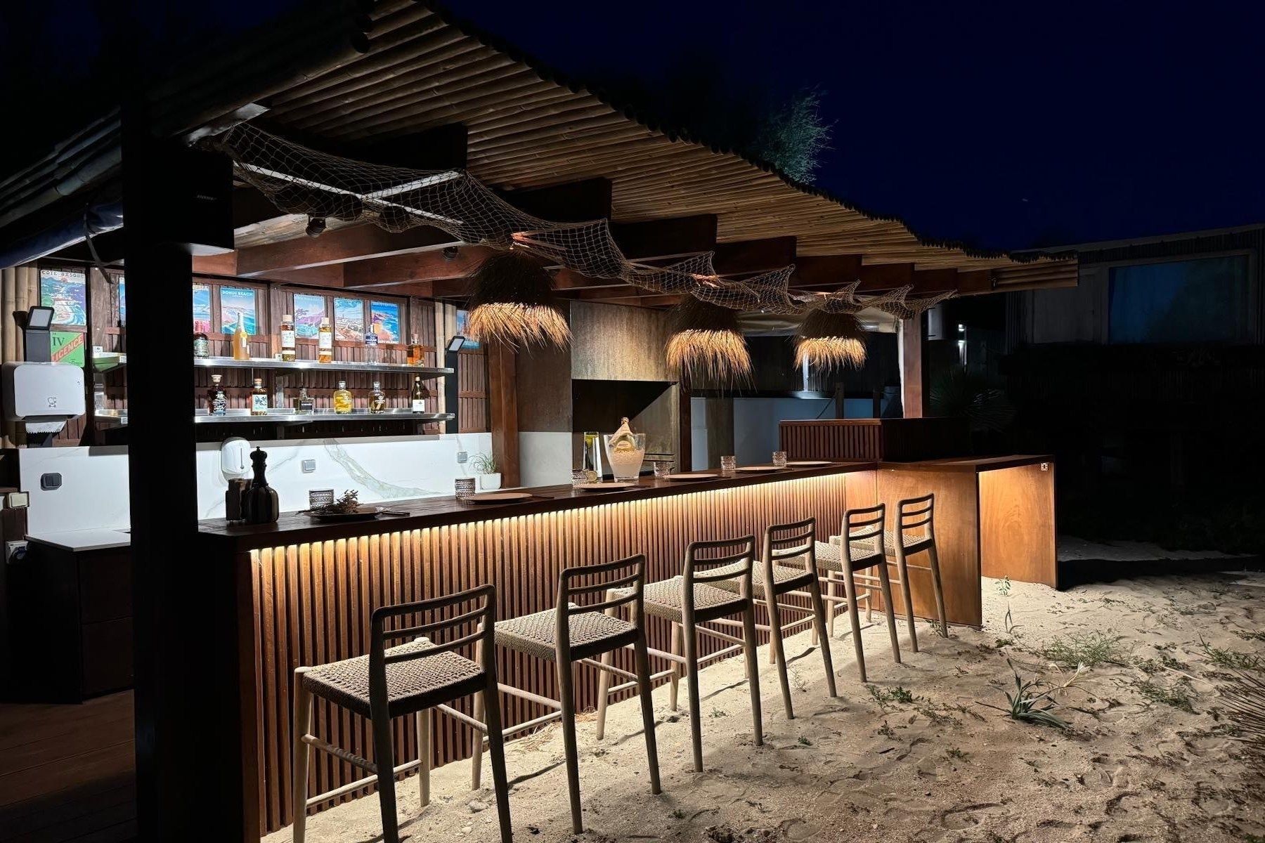 luxury house 9 Rooms for sale on FRONTIGNAN (34110)