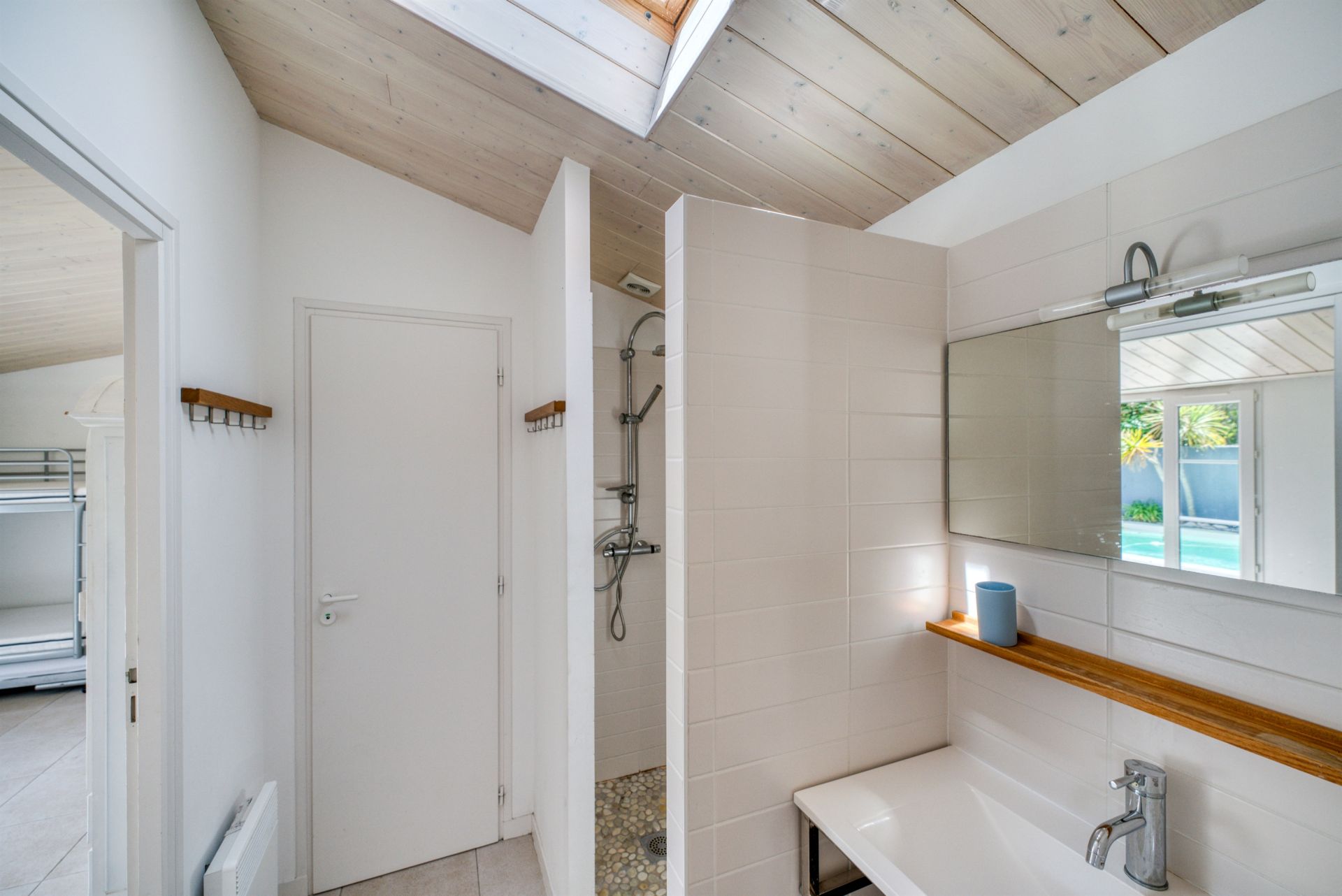 luxury villa 8 Rooms for sale on LA BREE LES BAINS (17840)