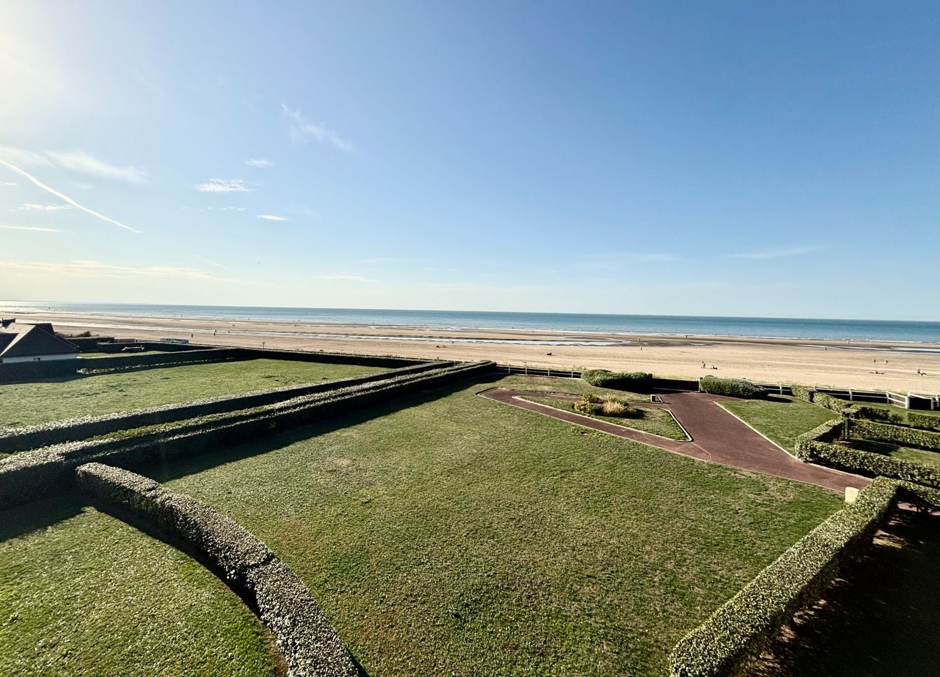 appartement de luxe 5 Pièces en vente sur BENERVILLE SUR MER (14910)