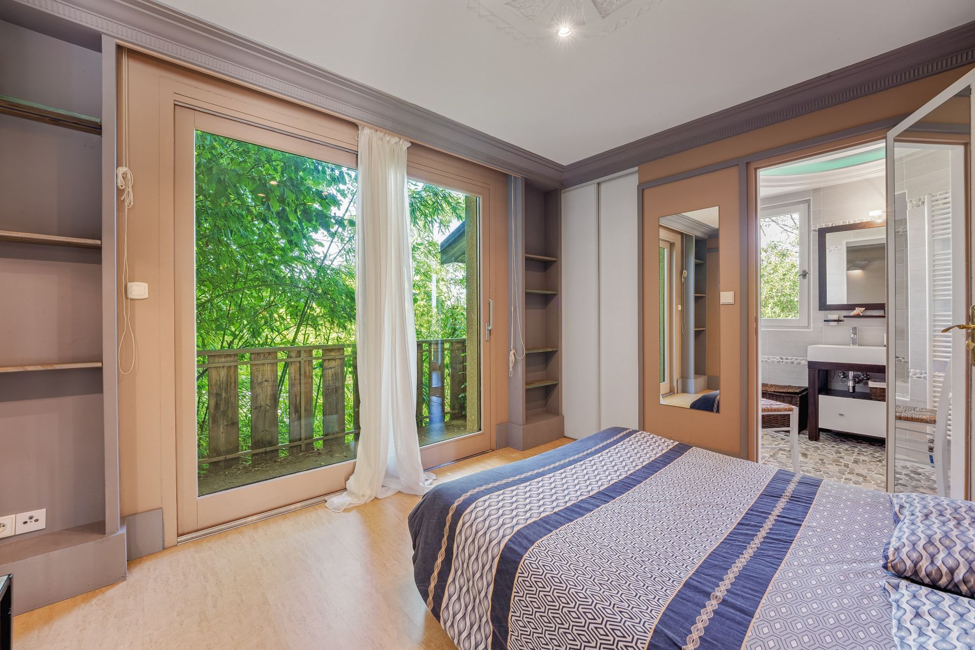 maison de luxe 6 Pièces en vente sur ST PAUL EN CHABLAIS (74500)